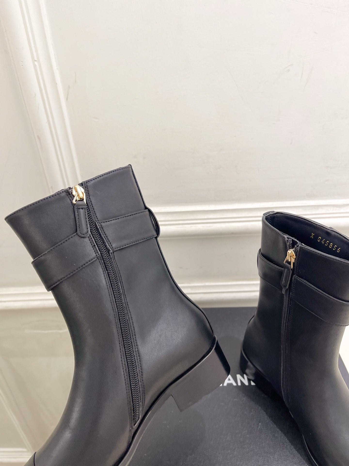 CC 26s Turn-Lock Ankle Boots Black Lambskin 946899