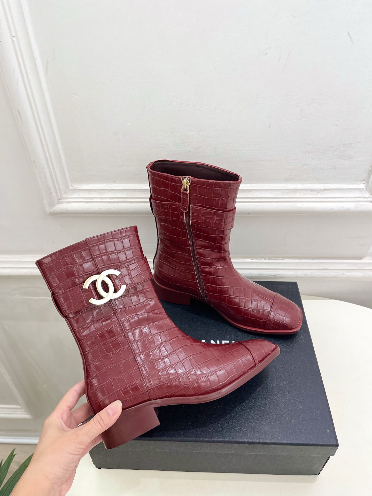 CC 26s Turn-Lock Ankle Boots Burugndy Embossed Croc Leather 946904