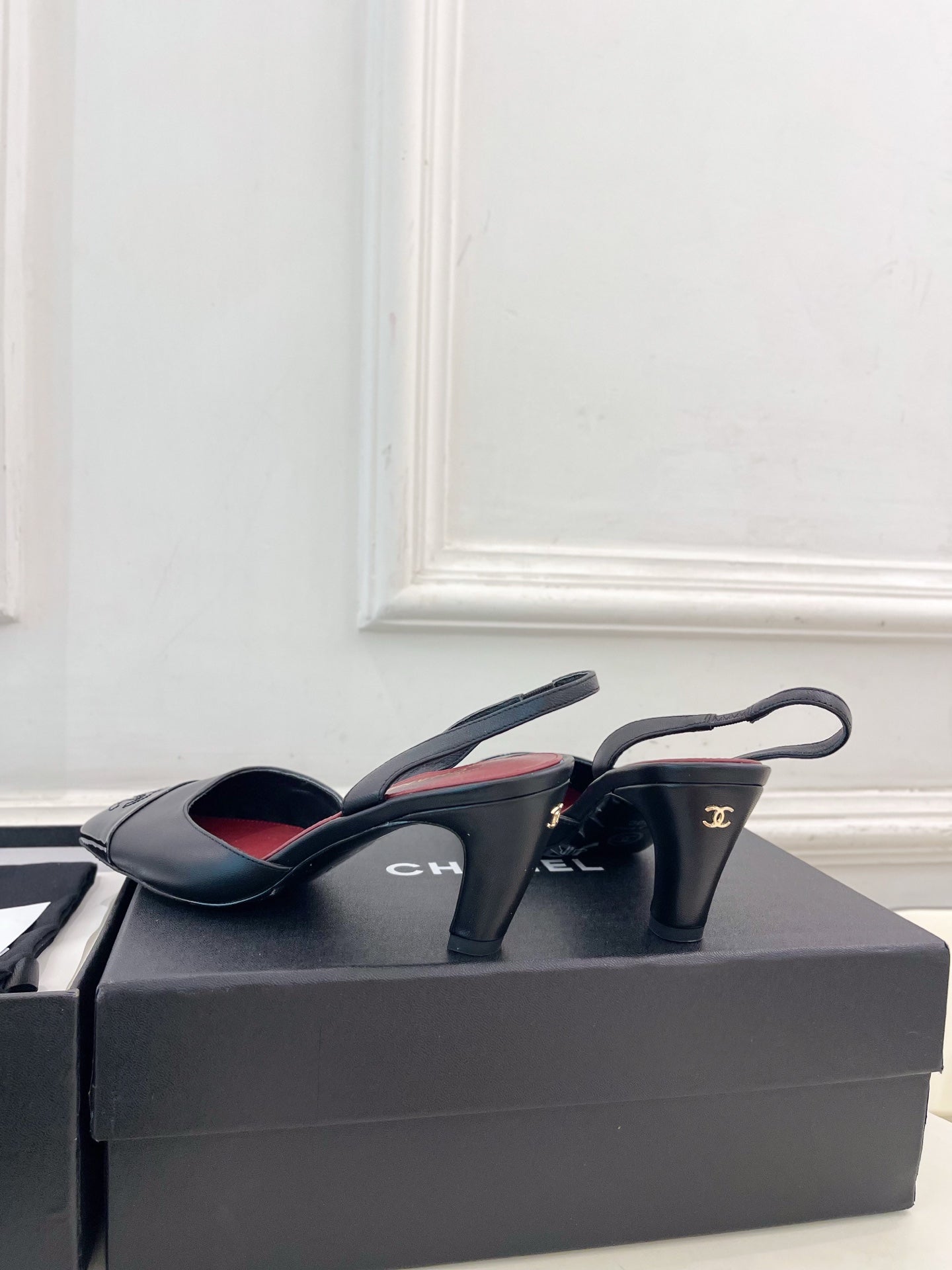 CC 26s Square Toe Slingback 6.5cm Black Leather 946907