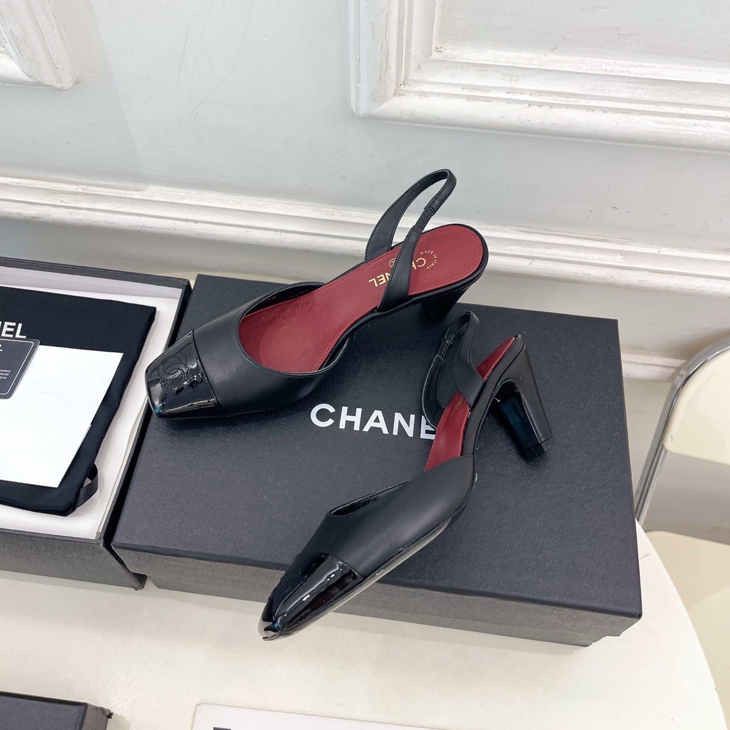 CC 26s Square Toe Slingback 6.5cm Black Leather 946907