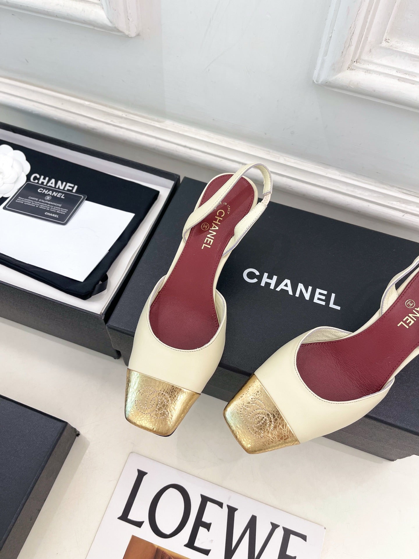 CC 26s Square Toe Slingback 6.5cm Gold Cream Leather 946913