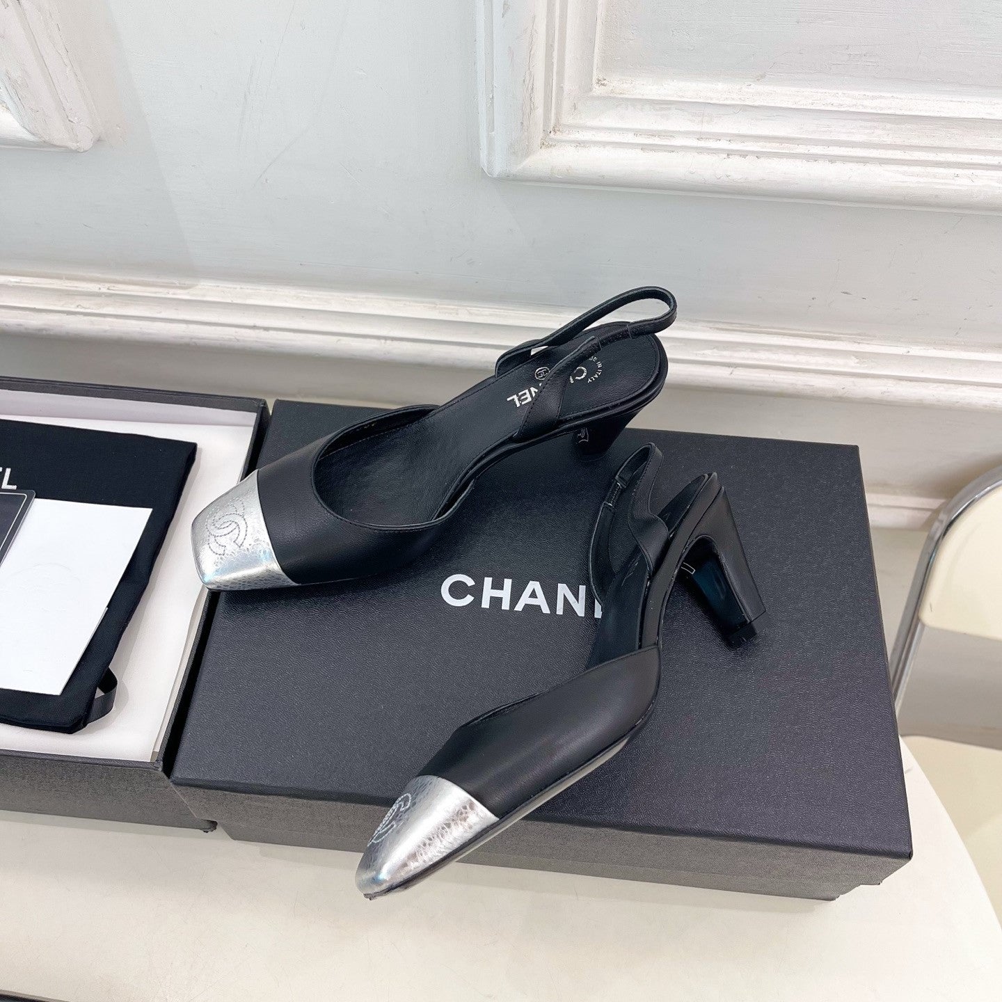 CC 26s Square Toe Slingback 6.5cm Sliver Black Leather 946914