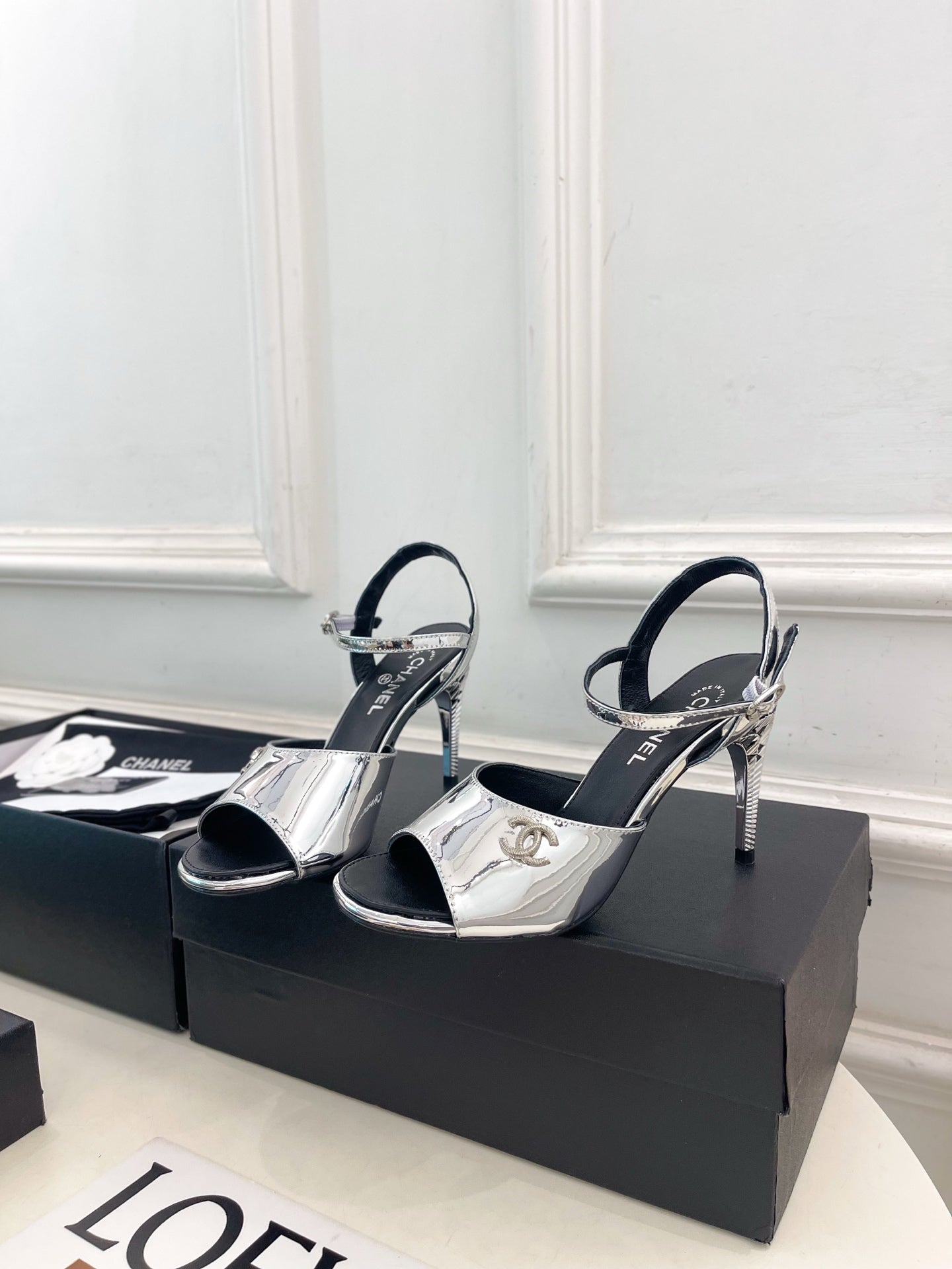 CC 26s Métiers d'Art Mary Jane Sandals 9cm Sliver Patent Leather 946930