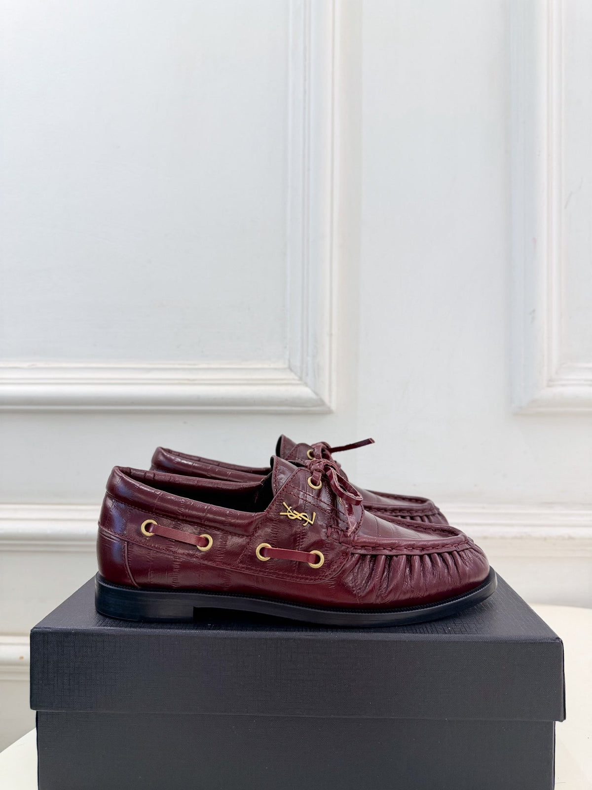 YSL Le Loafer Bateau Boat Shoes Deep Bordeaux Croc Embossed Leather 996787