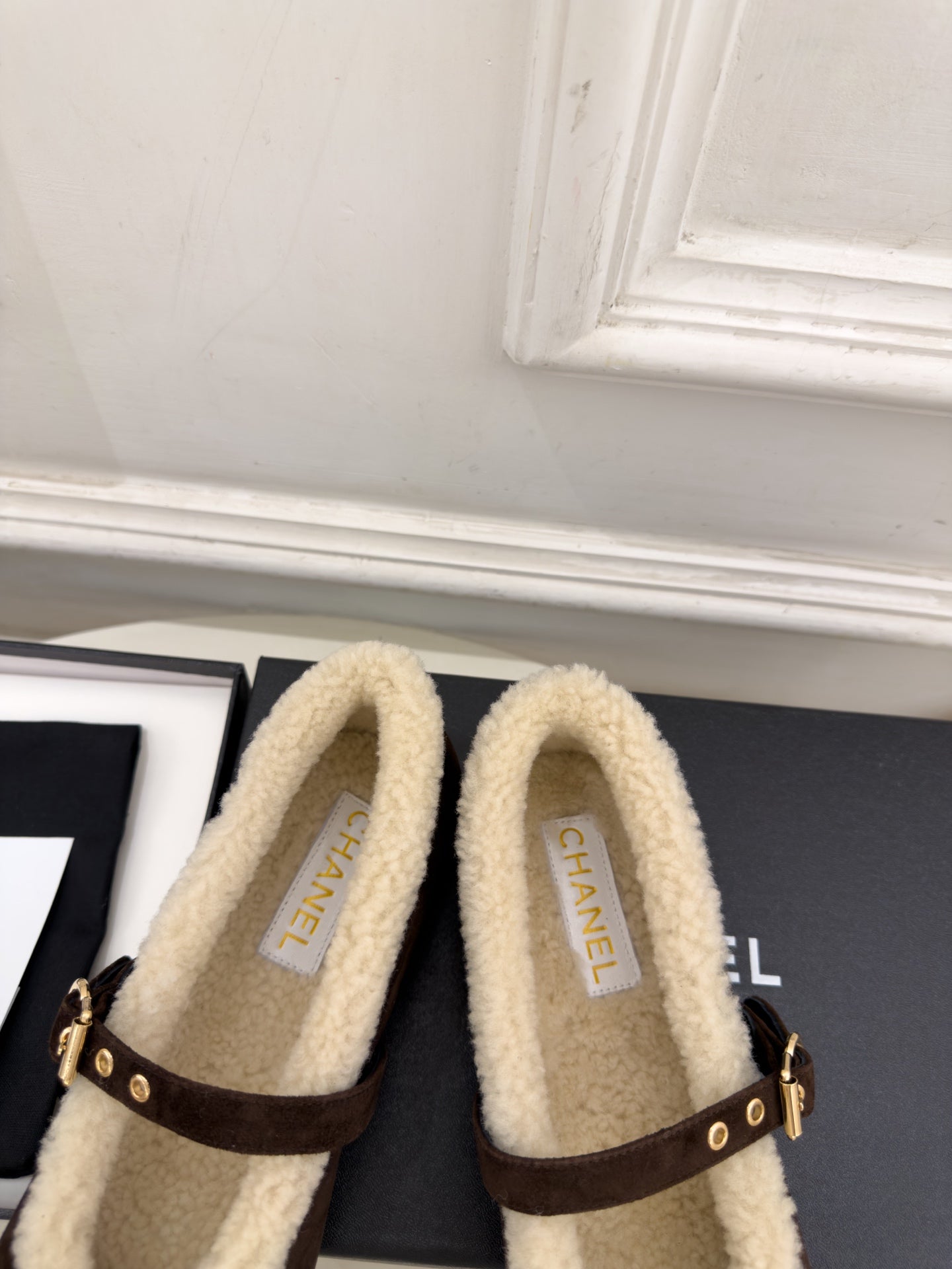 CC 26s Mary Jane Black Suede Shearling 111928