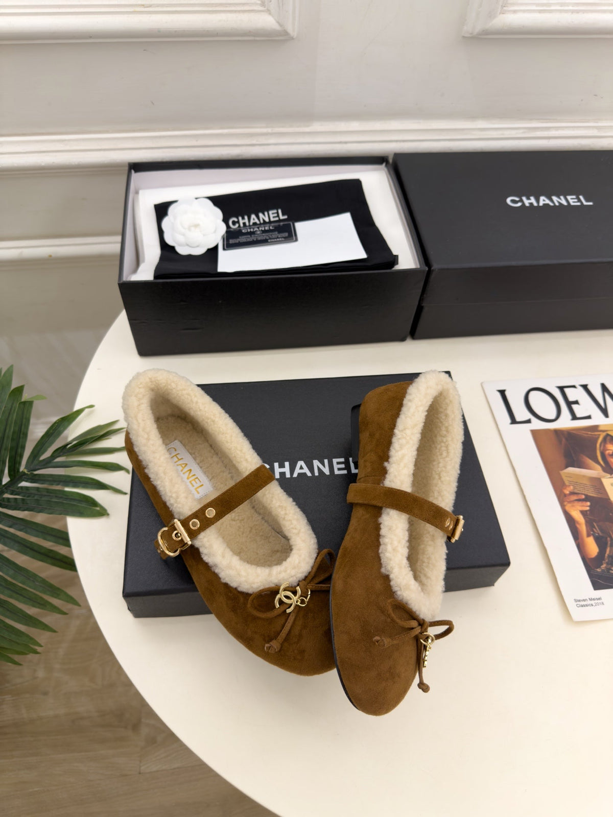 CC 26s Mary Jane Dark Brown Suede Shearling 111929