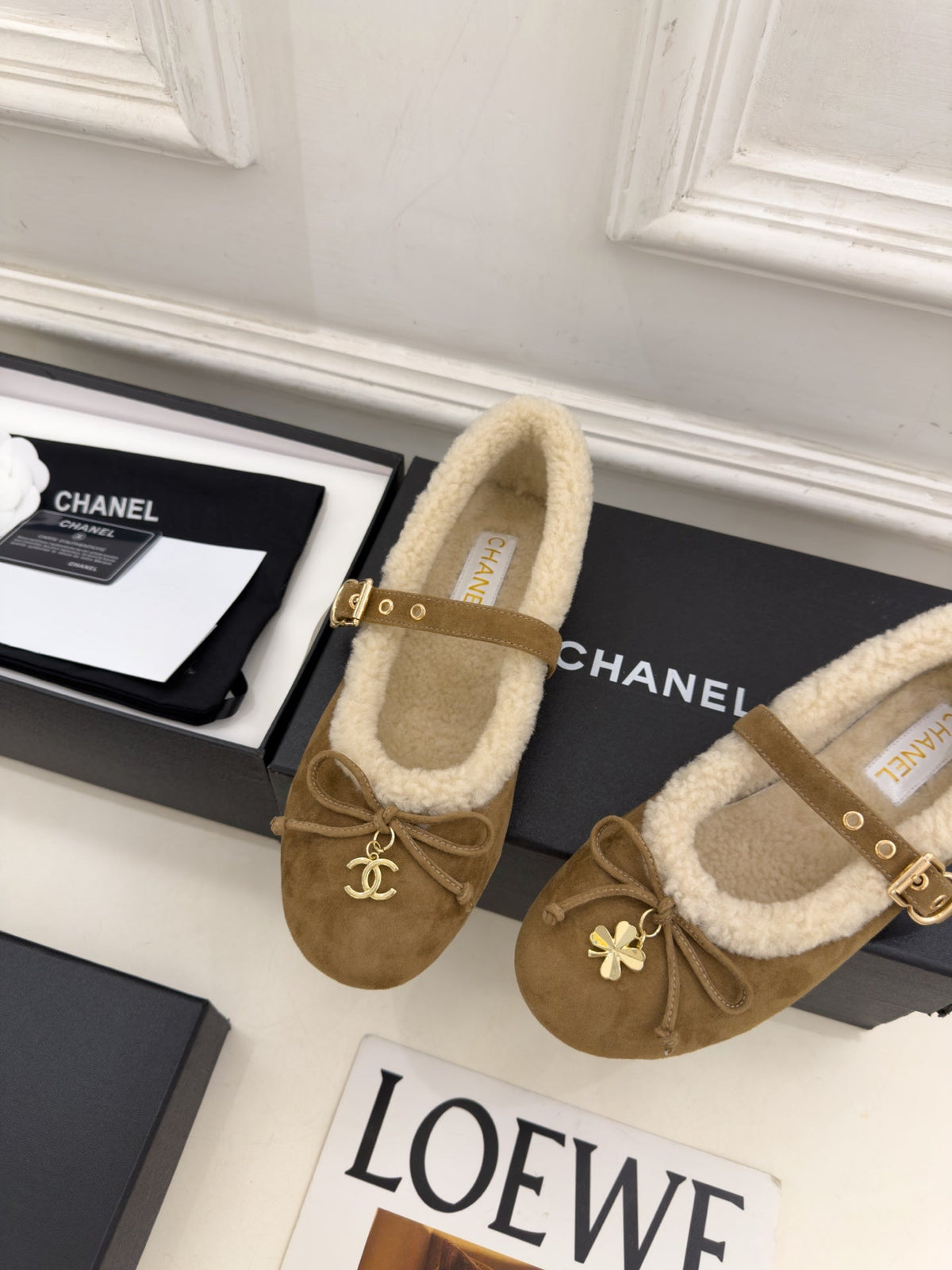 CC 26s Mary Jane Tan Suede Shearling 111930