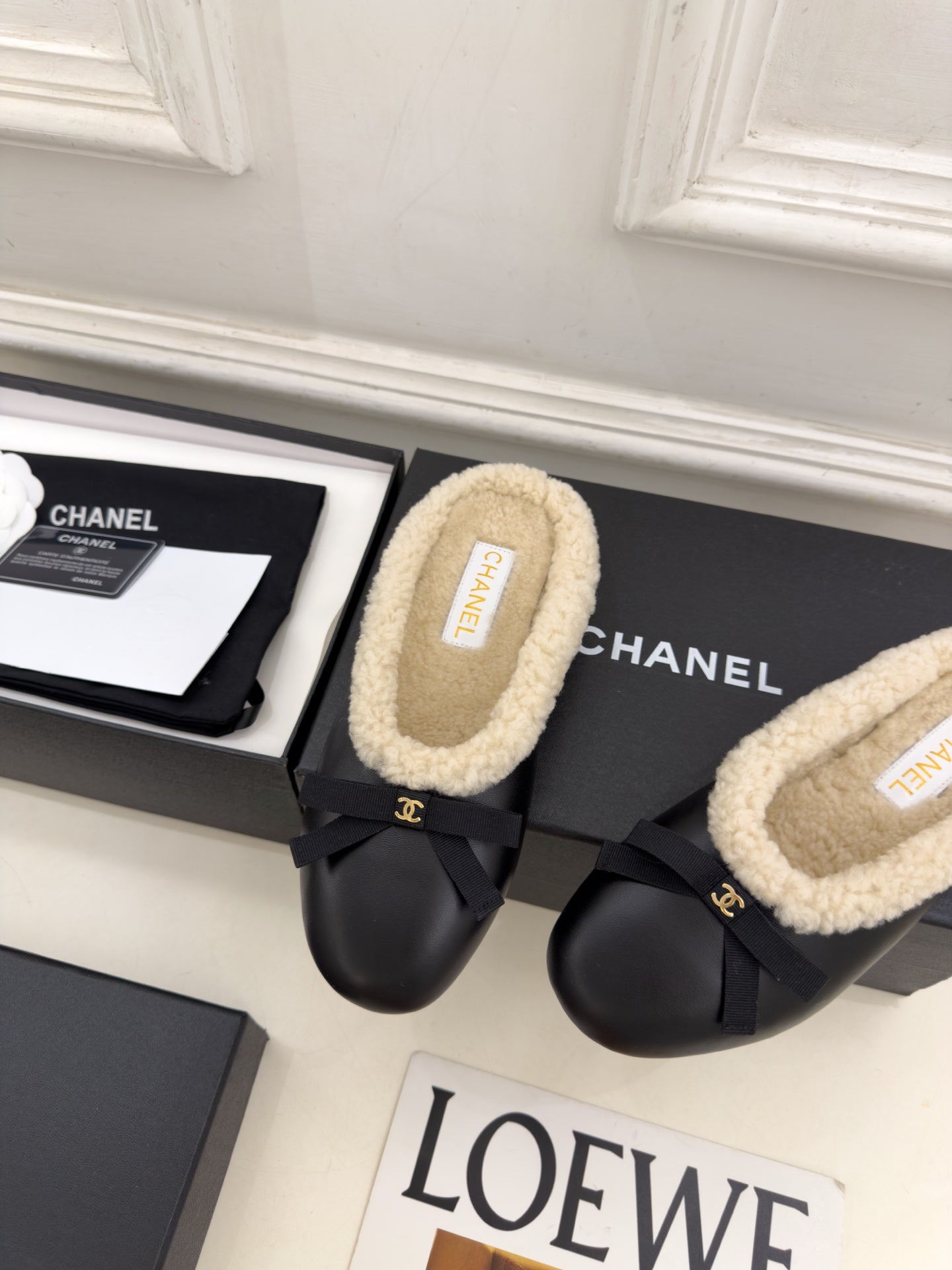 CC 26s Mules Black Sheepskin Shearling 111931