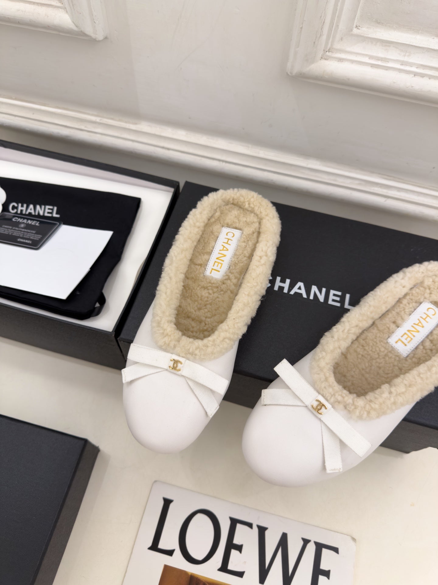 CC 26s Mules White Sheepskin Shearling 111932