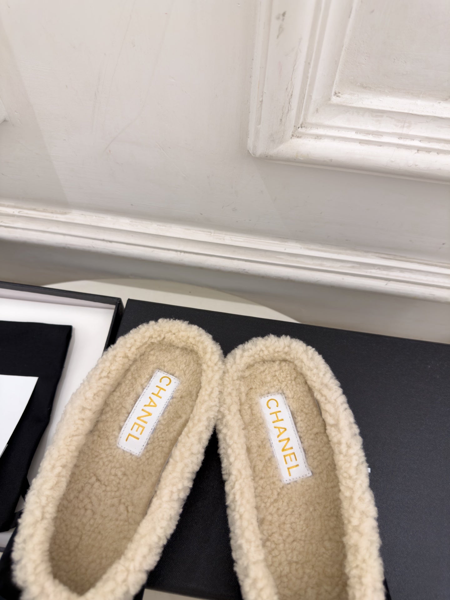 CC 26s Mules Black Shearling 111934