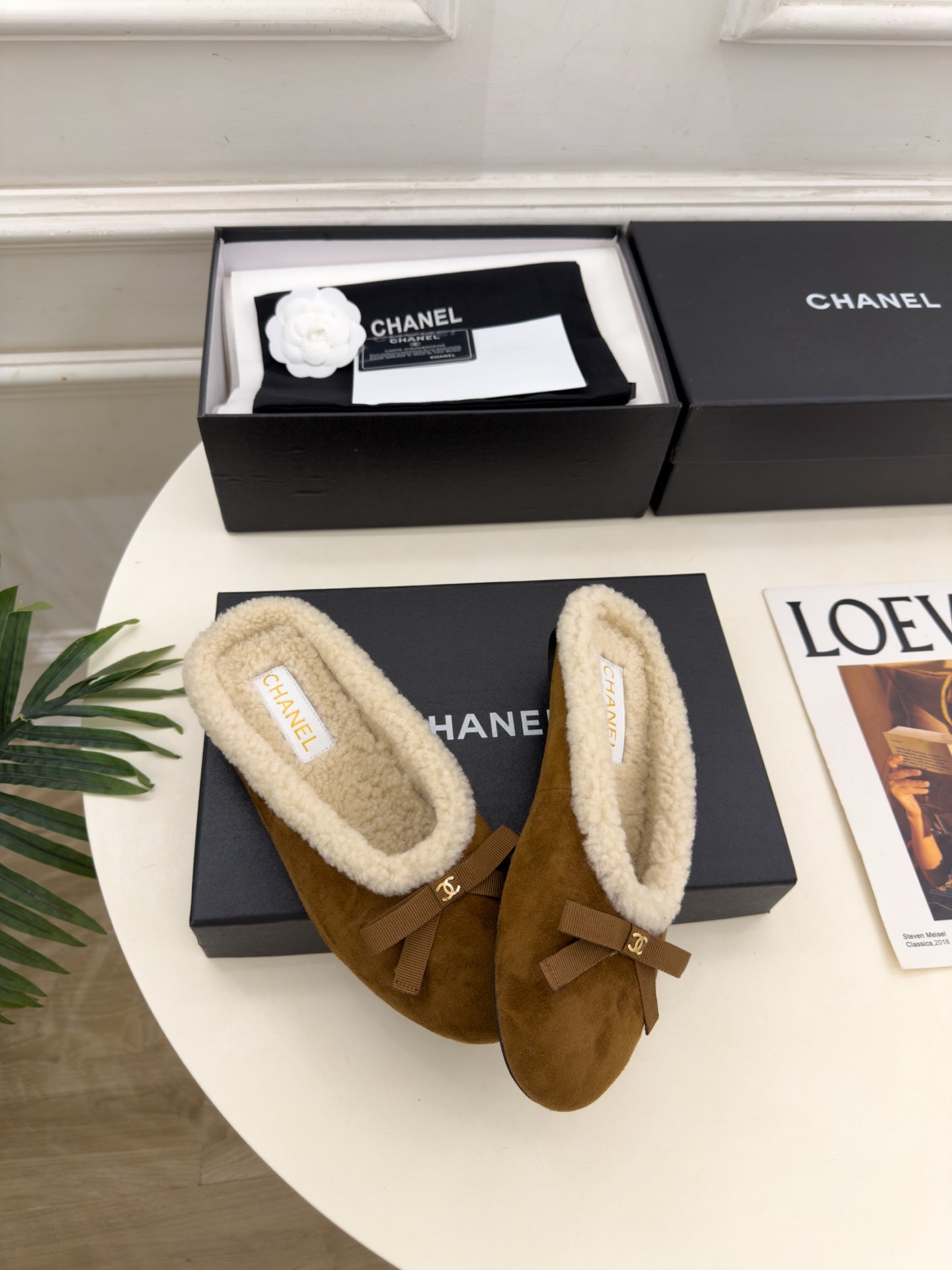 CC 26s Mules Dark Brown Shearling 111936