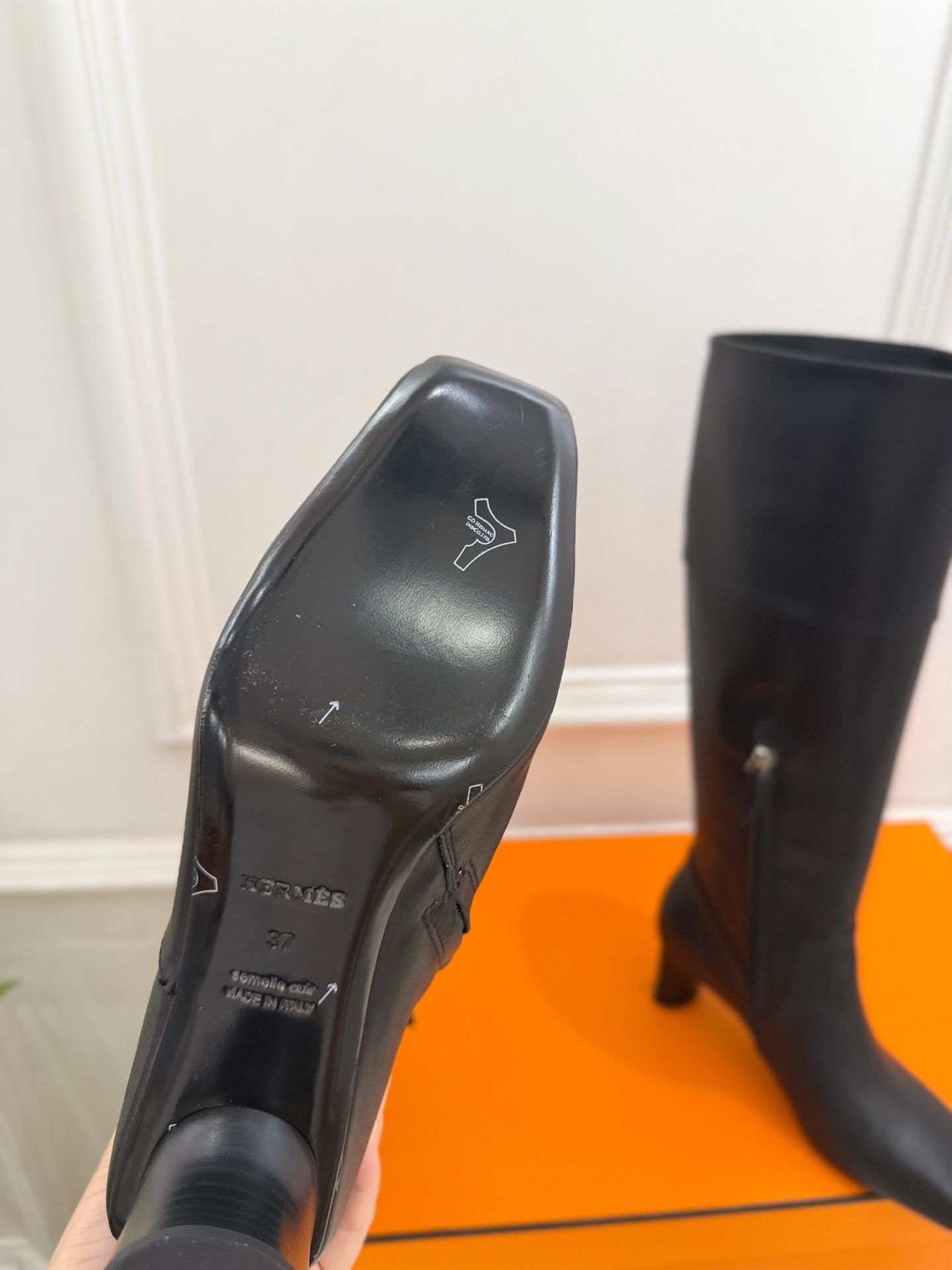 HM 26s Knee High Boots Black Smooth Leather 112132