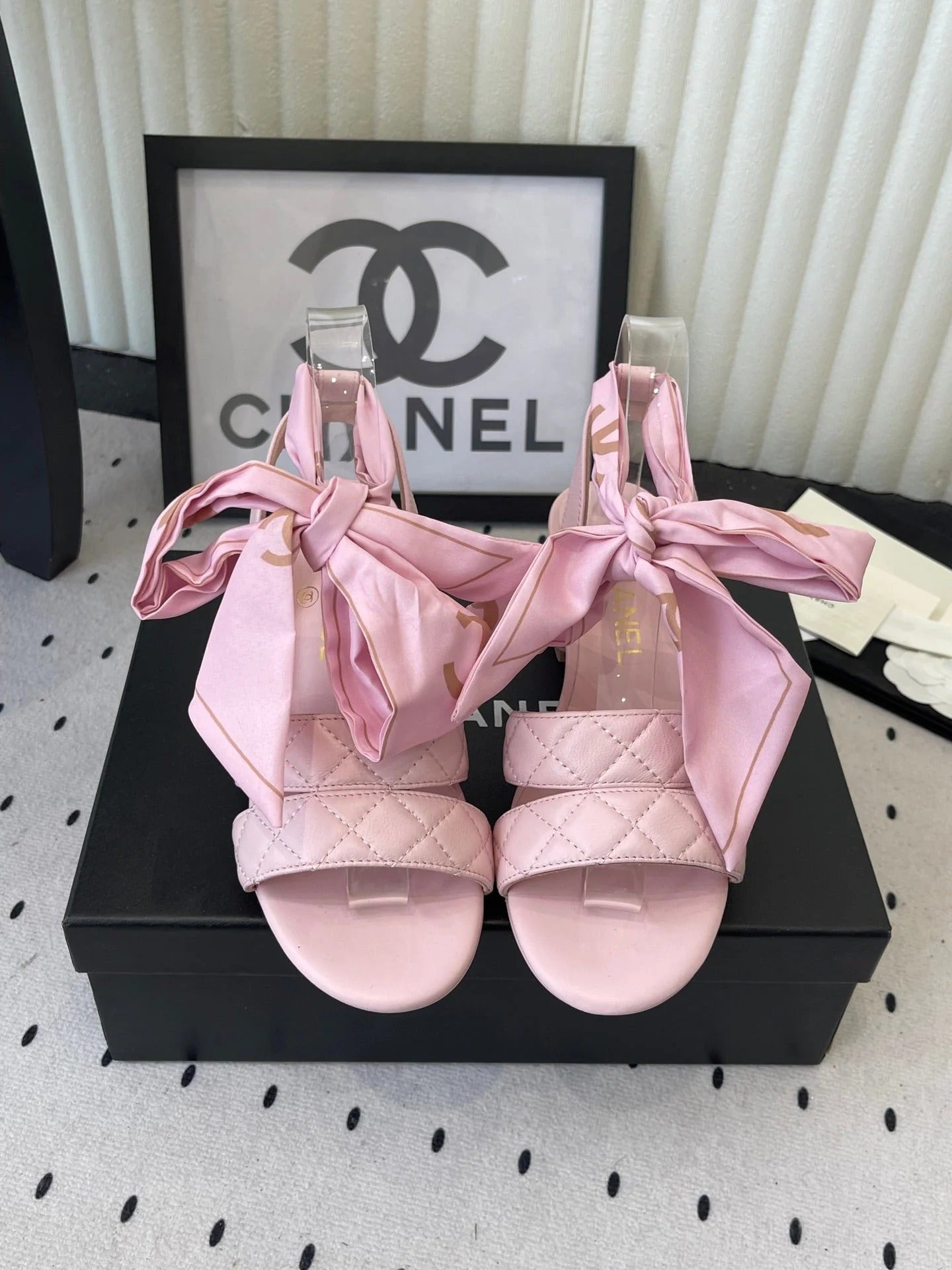 CC 26s Sandals 55 Pink Sheepskin 650078
