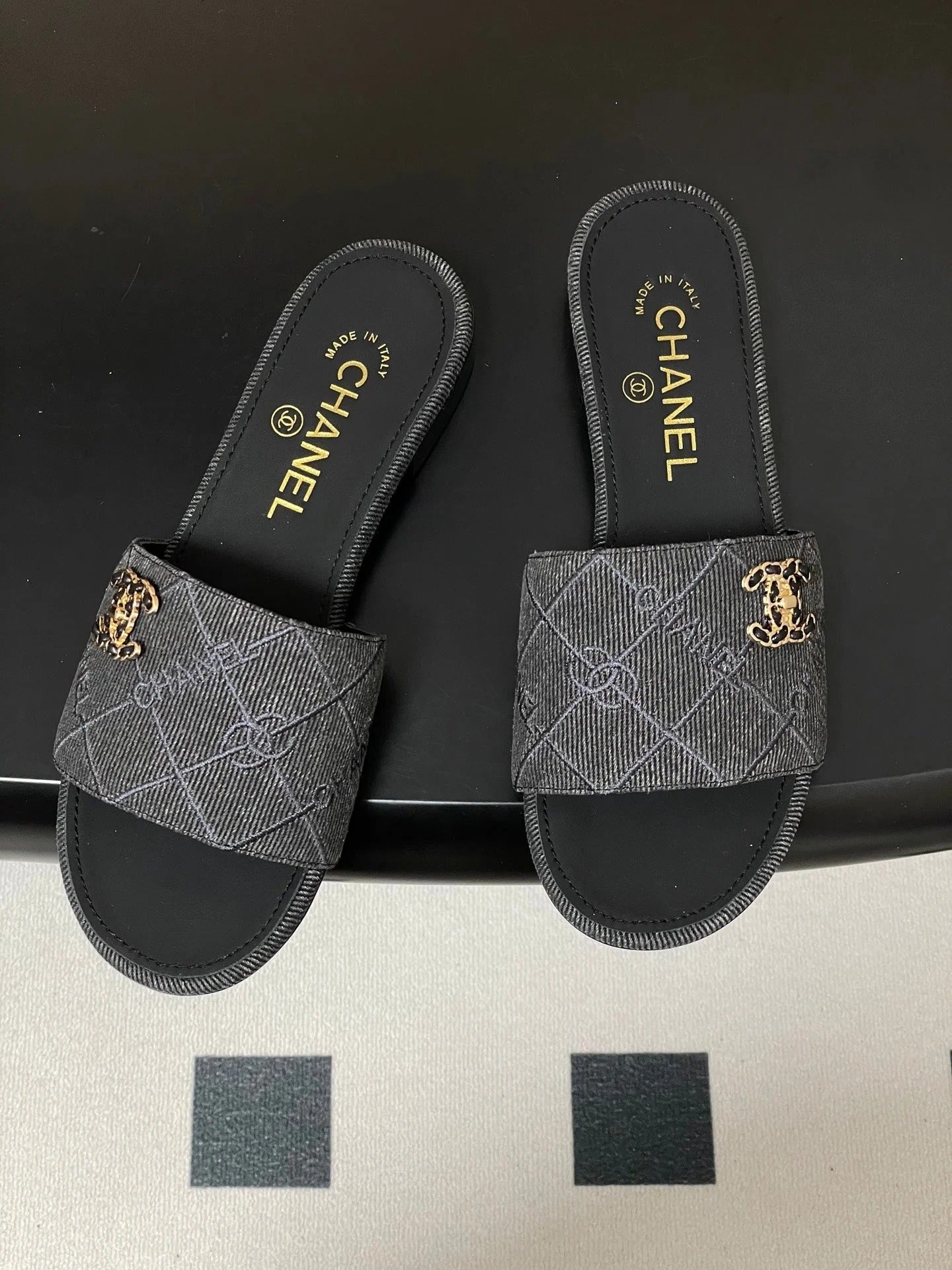 CC 26s Flat Sandals Black Canvas Sheepskin Double C 649508