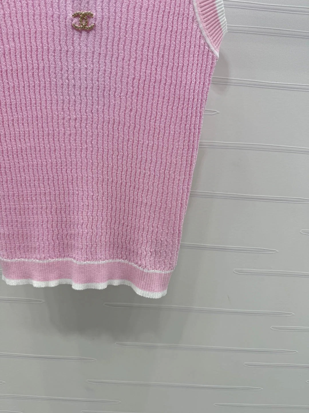CHANEL 25S ROUND NECK KNIT TANK TOP 264253