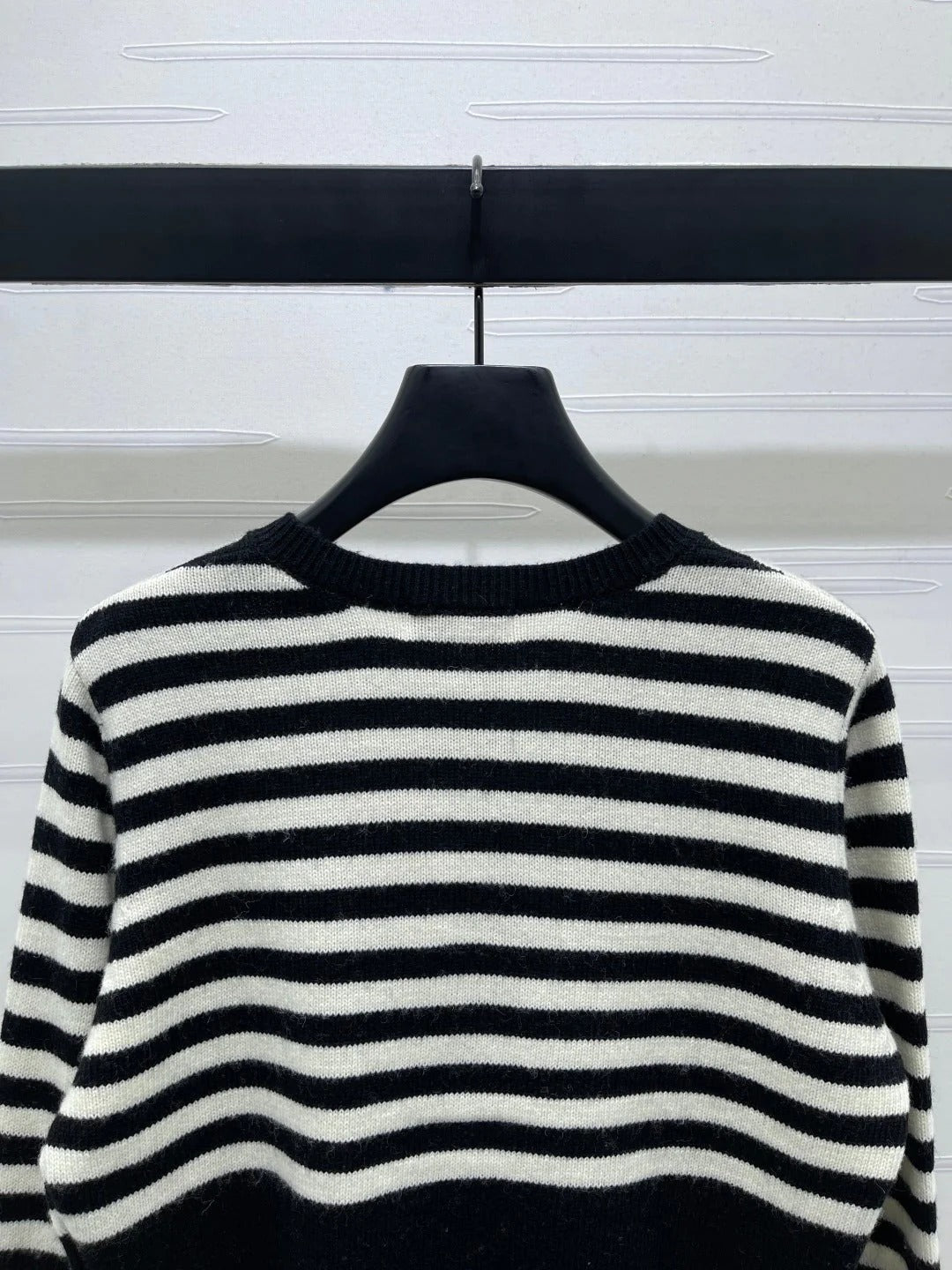 MIUMIU CARDIGAN STYLE 457