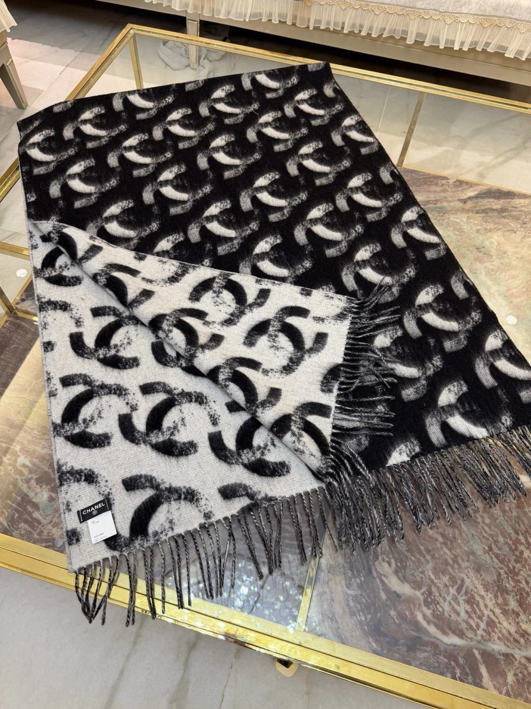 CHANEL 25S SCARF 210 CM IN CASHMERE 942916