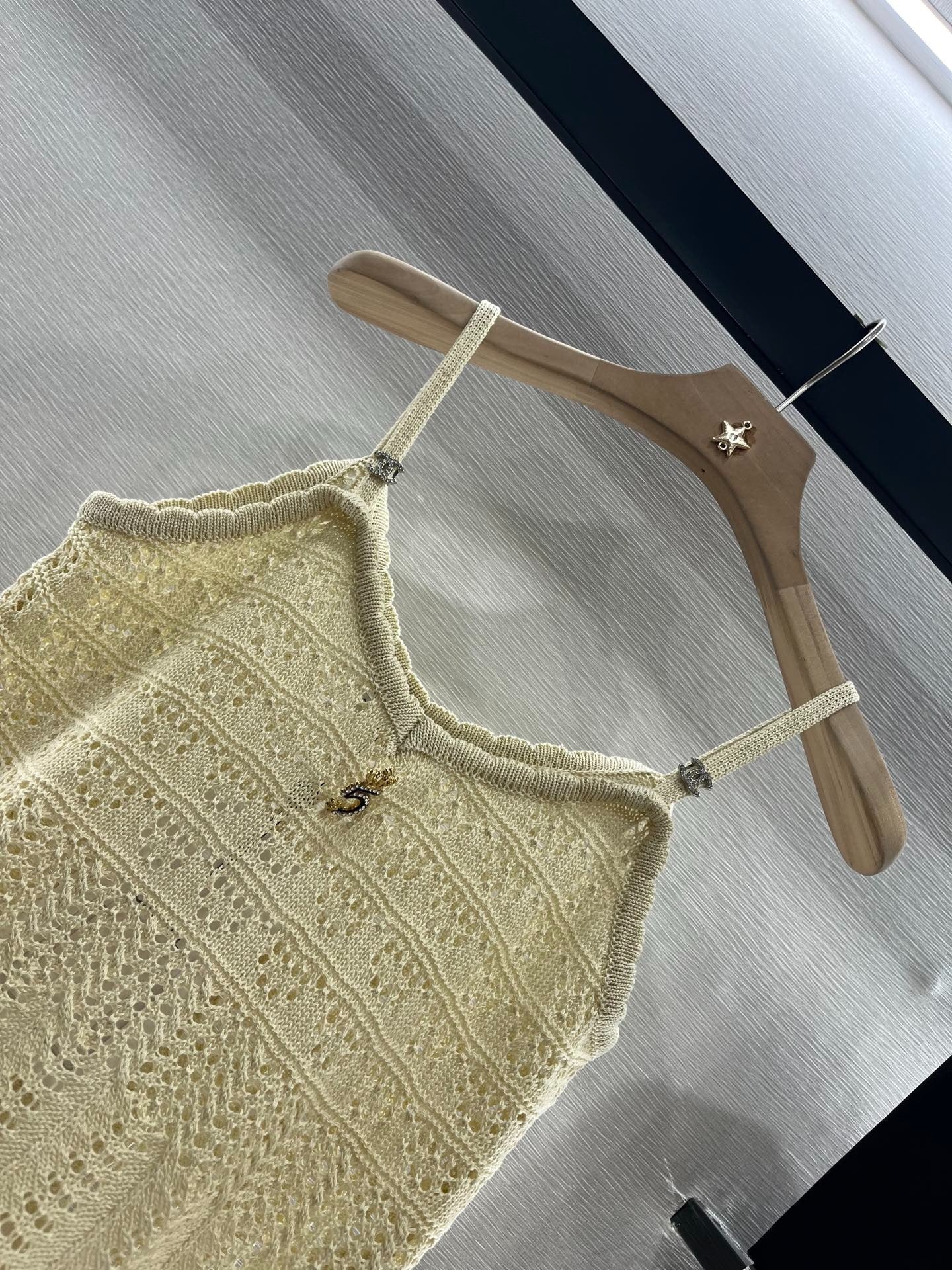 CHANEL KNIT CAMISOLE 263419