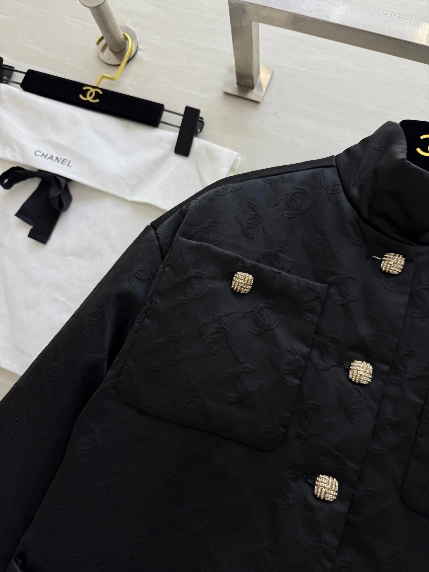 CHANEL 25S COAT STYLE 179