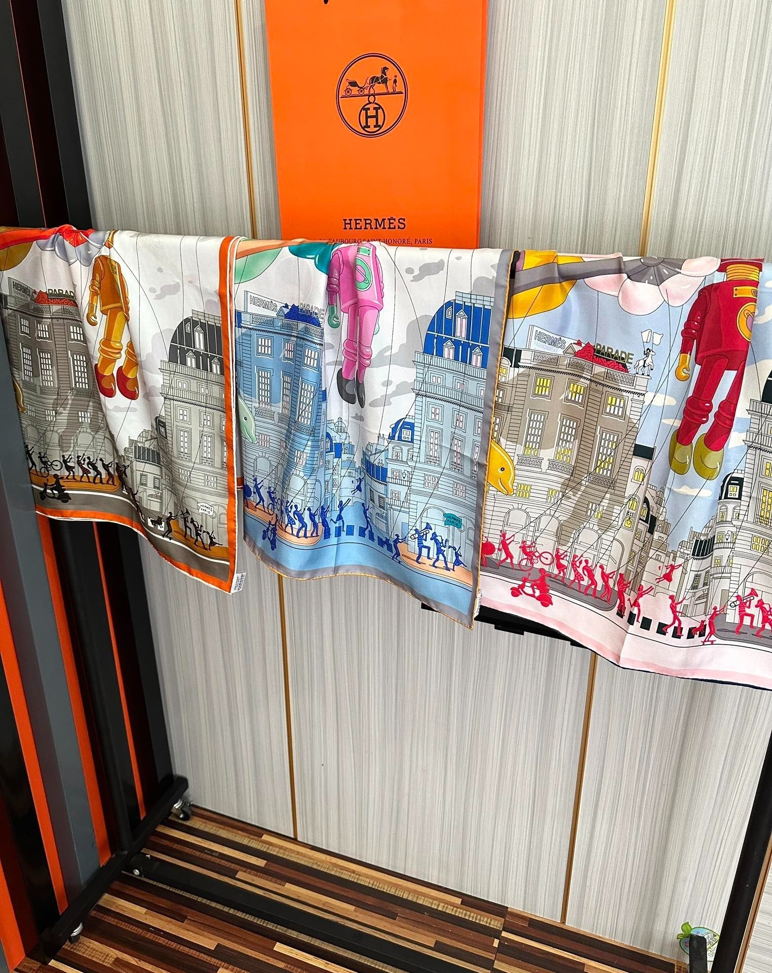 HERMES 25S SCARF 90 IN SILK 730546