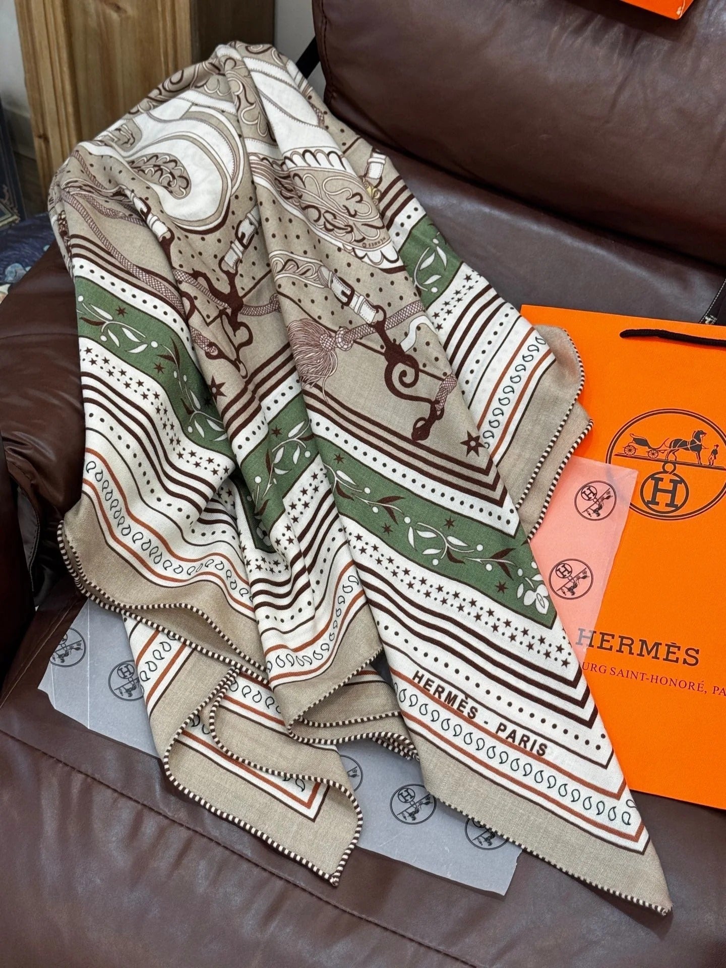 HERMES 25S SCARF 140 IN CASHMERE SILK 727318