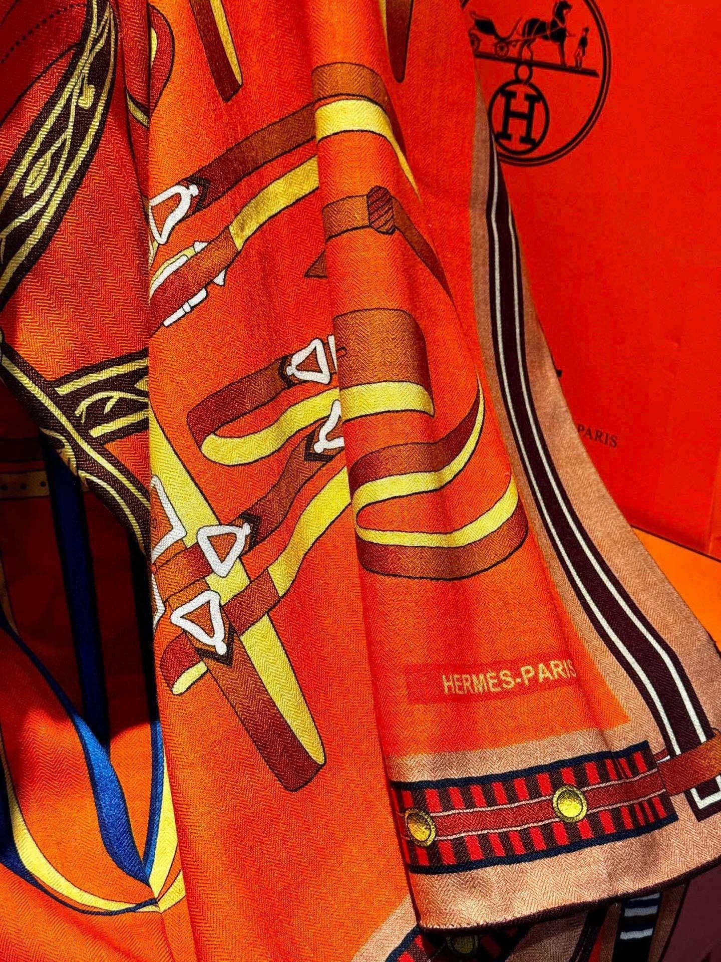 HERMES 25S SCARF 140 IN SILK AND CASHMERE 735809