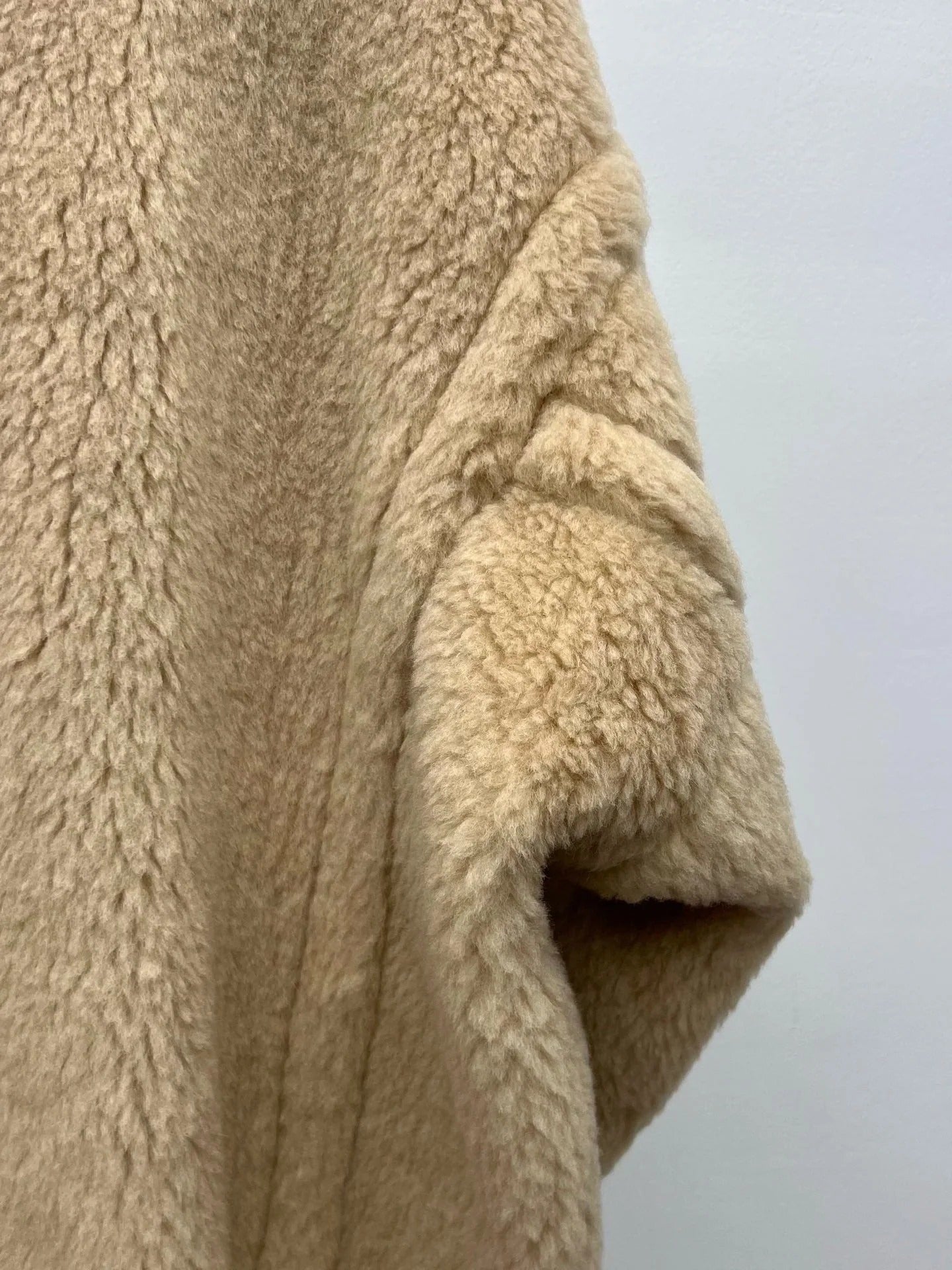 DIOR 25S LONG TEDDY COAT STYLE 258