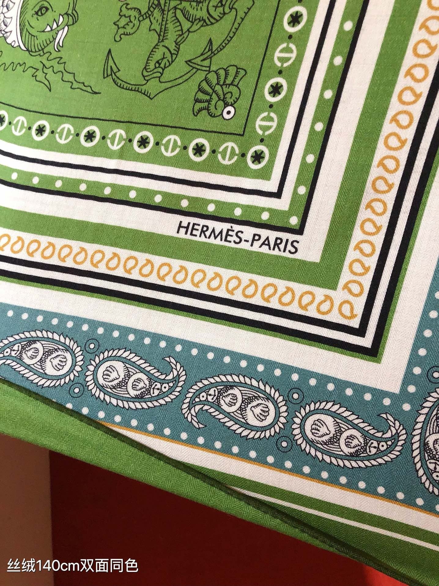 HM 26ss Amazon Scarf 90 Green Colorful Twill Silk 126340