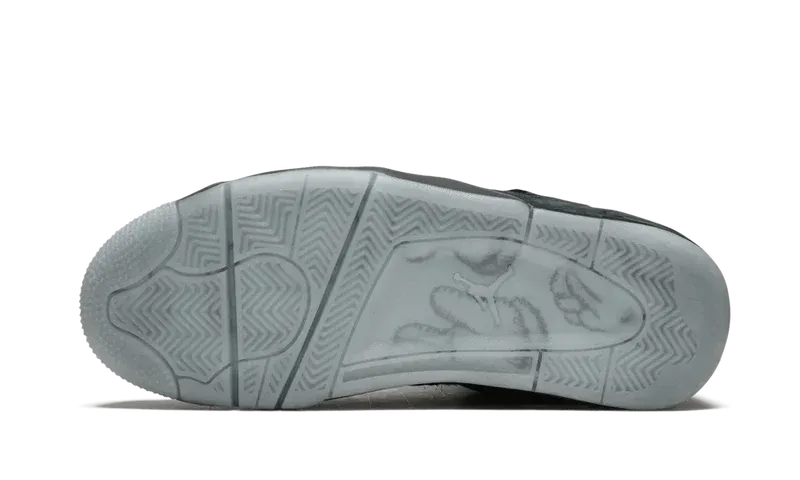 Nike Jordan 4 Retro Kaws Black Velvet
