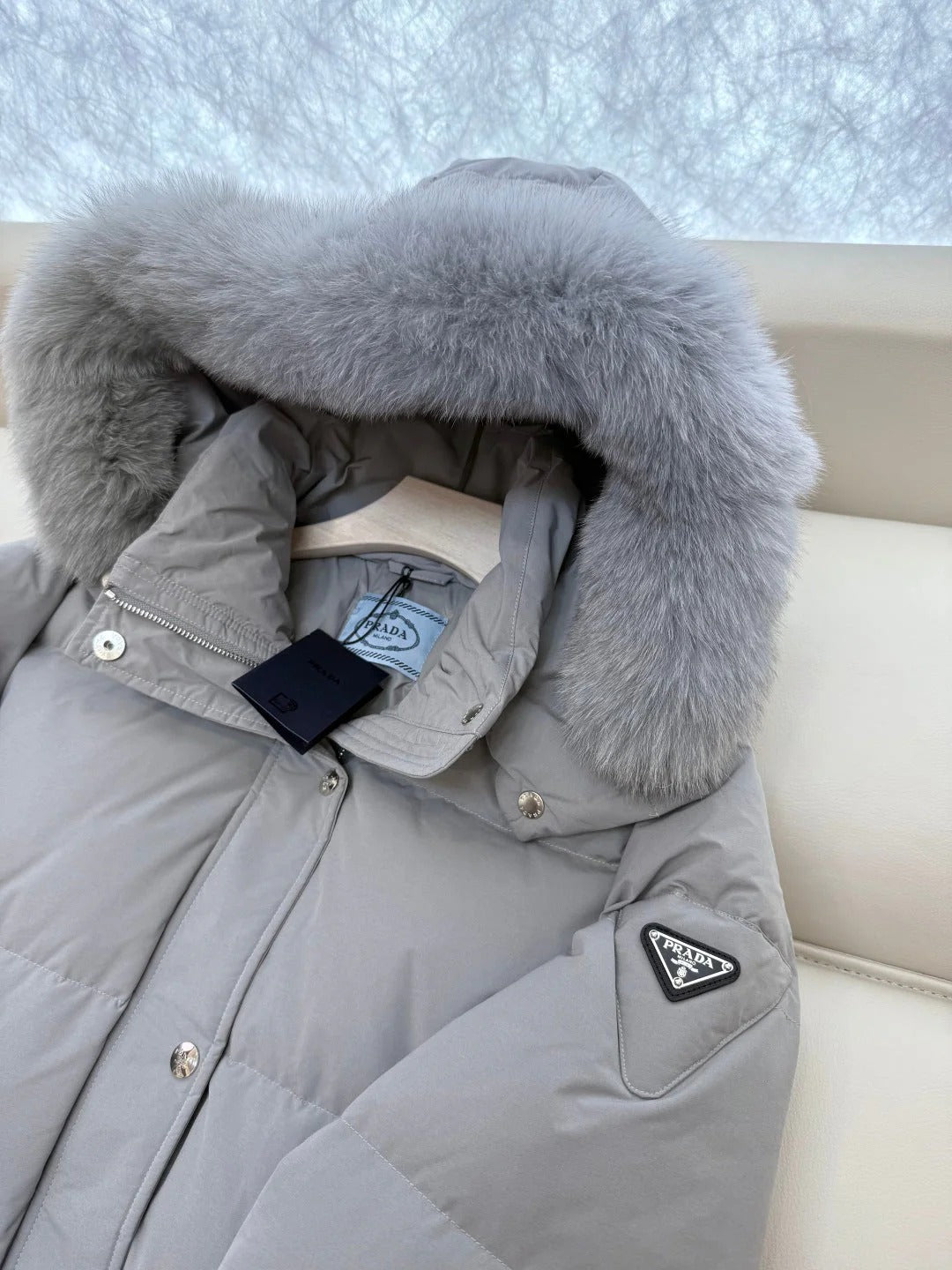 PRADA 25S DOWN JACKET 398