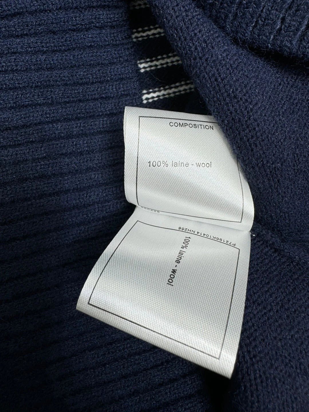 CHANEL CREW NECK LONG-SLEEVE KNIT SWEATER 274954