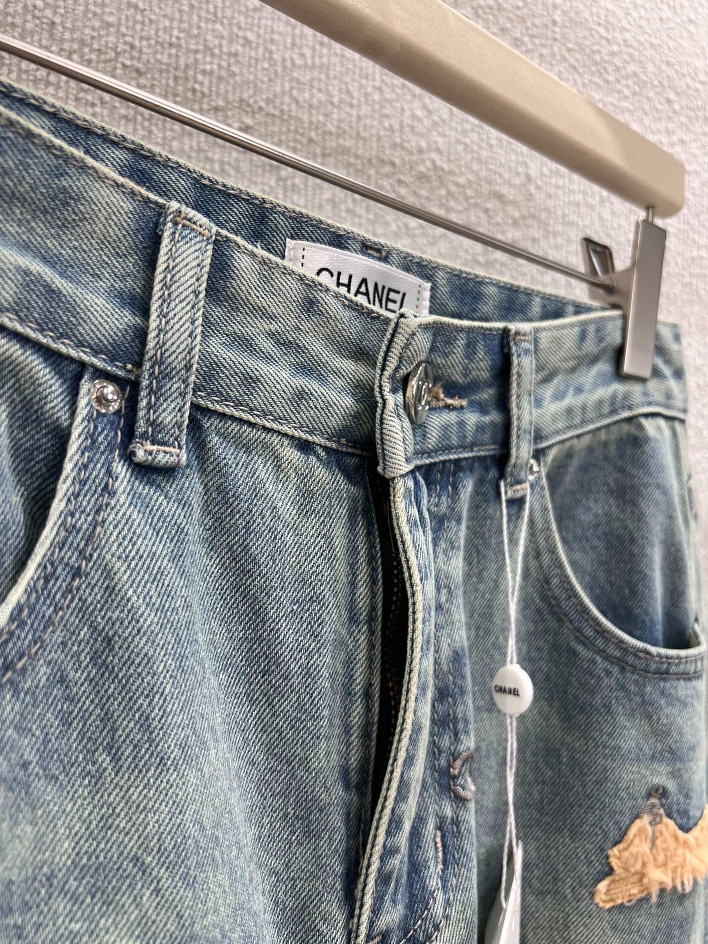 CHANEL 25S DENIM JEANS STYLE 124