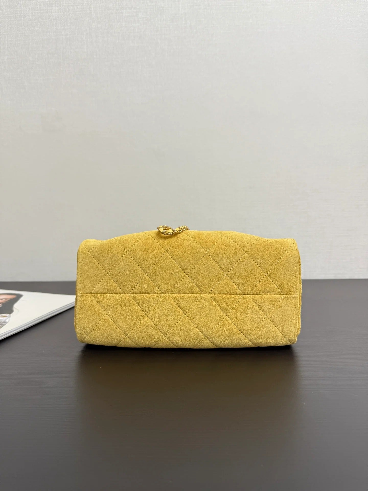 Chanel 2026 Hobo Bag 22cm Yellow Suede