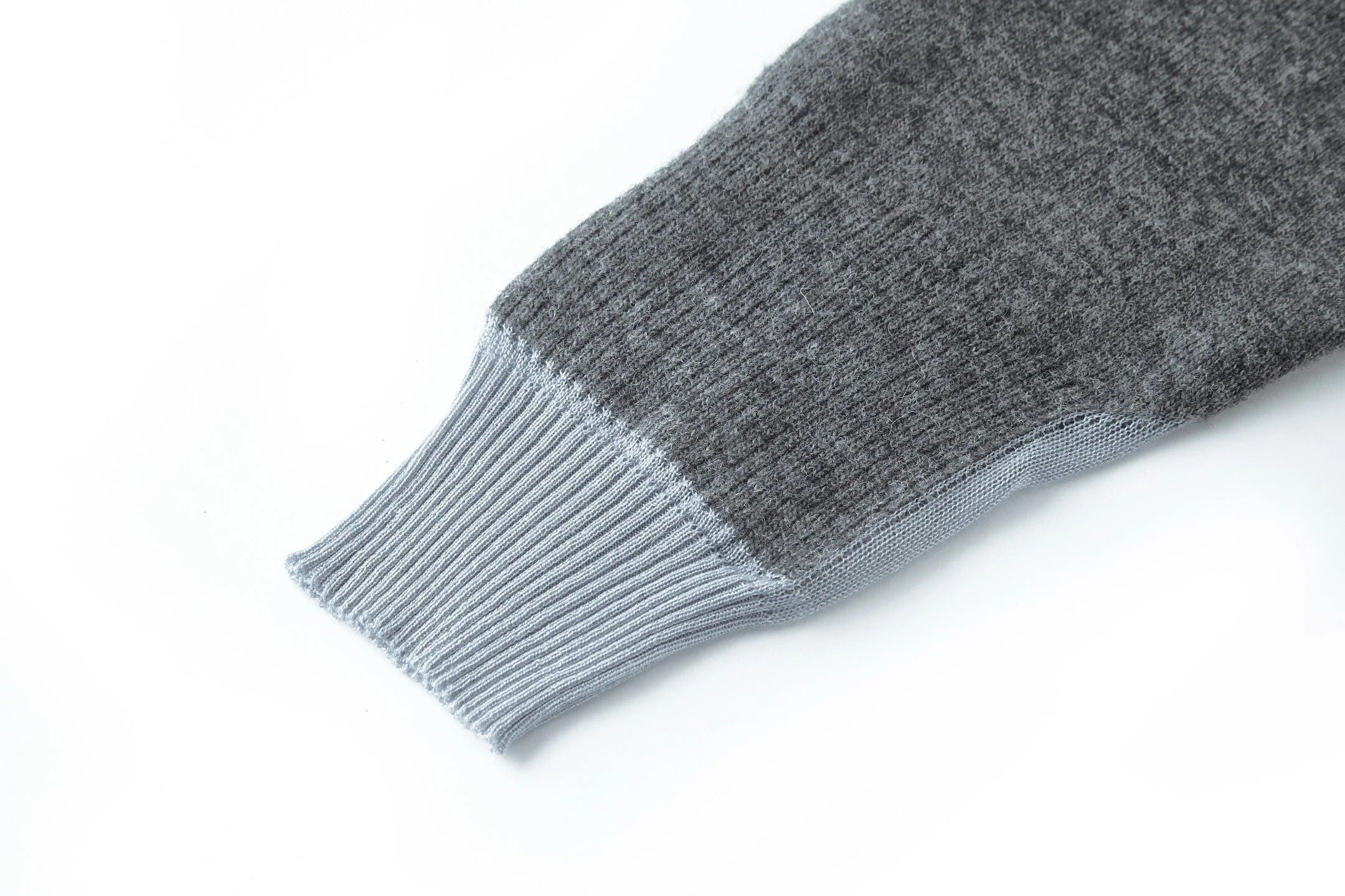 MIUMIU KNIT TOP STYLE 297