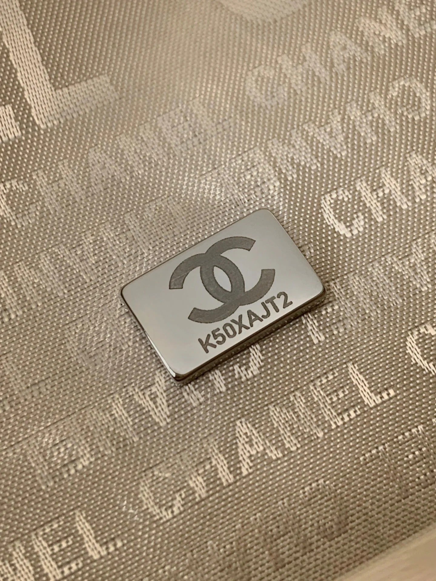 CHANEL 25S HOBO BAG 40 CM IN SILVER LAMBSKIN