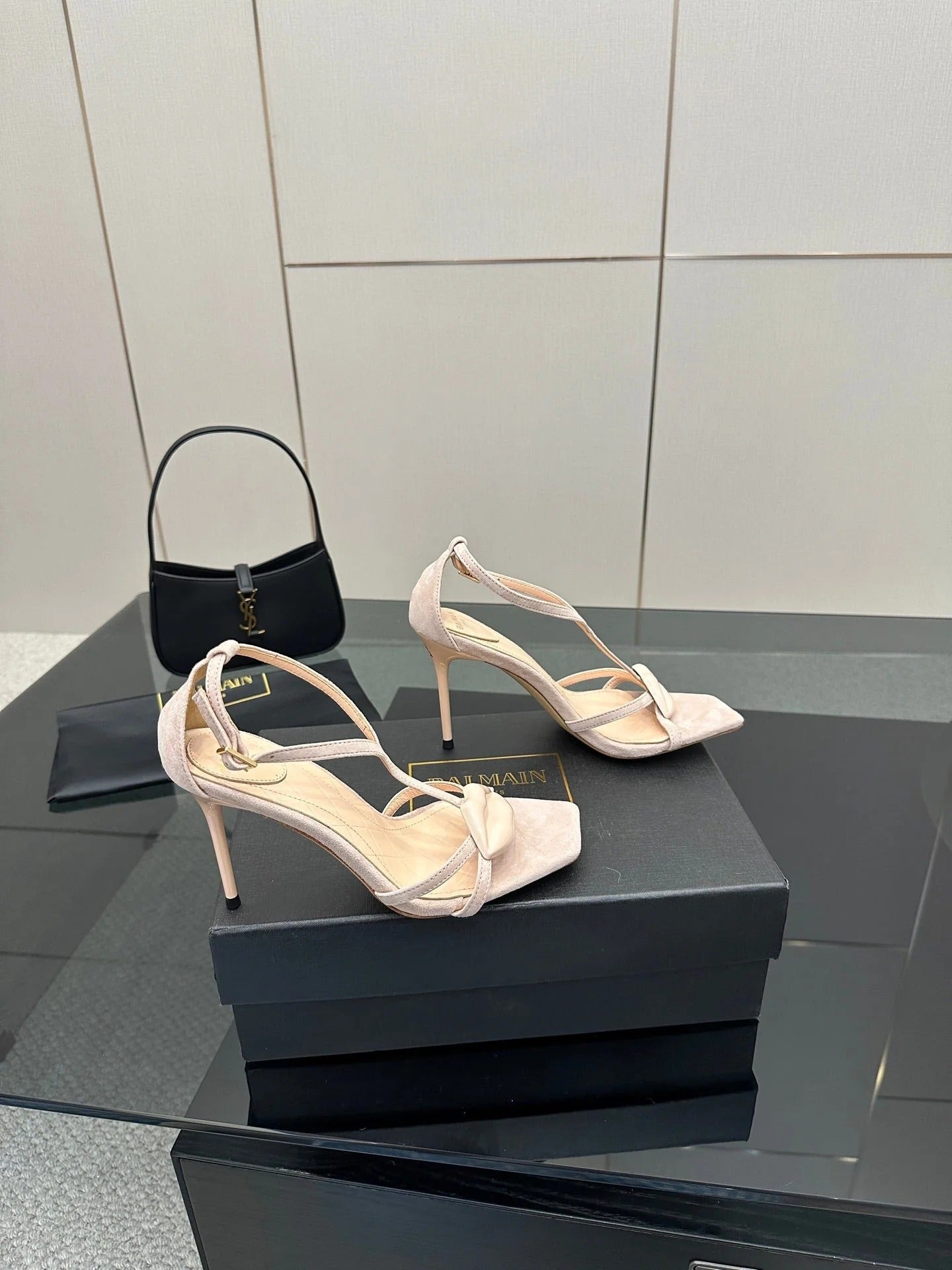 BALMAIN 25S LIPS SANDALS 10 IN BLUSH BEIGE SUEDE