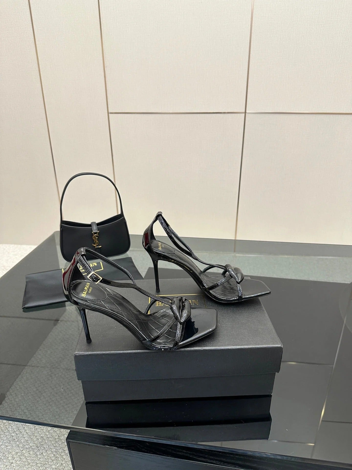 BALMAIN 25S LIPS SANDALS 10 IN BLACK SATIN