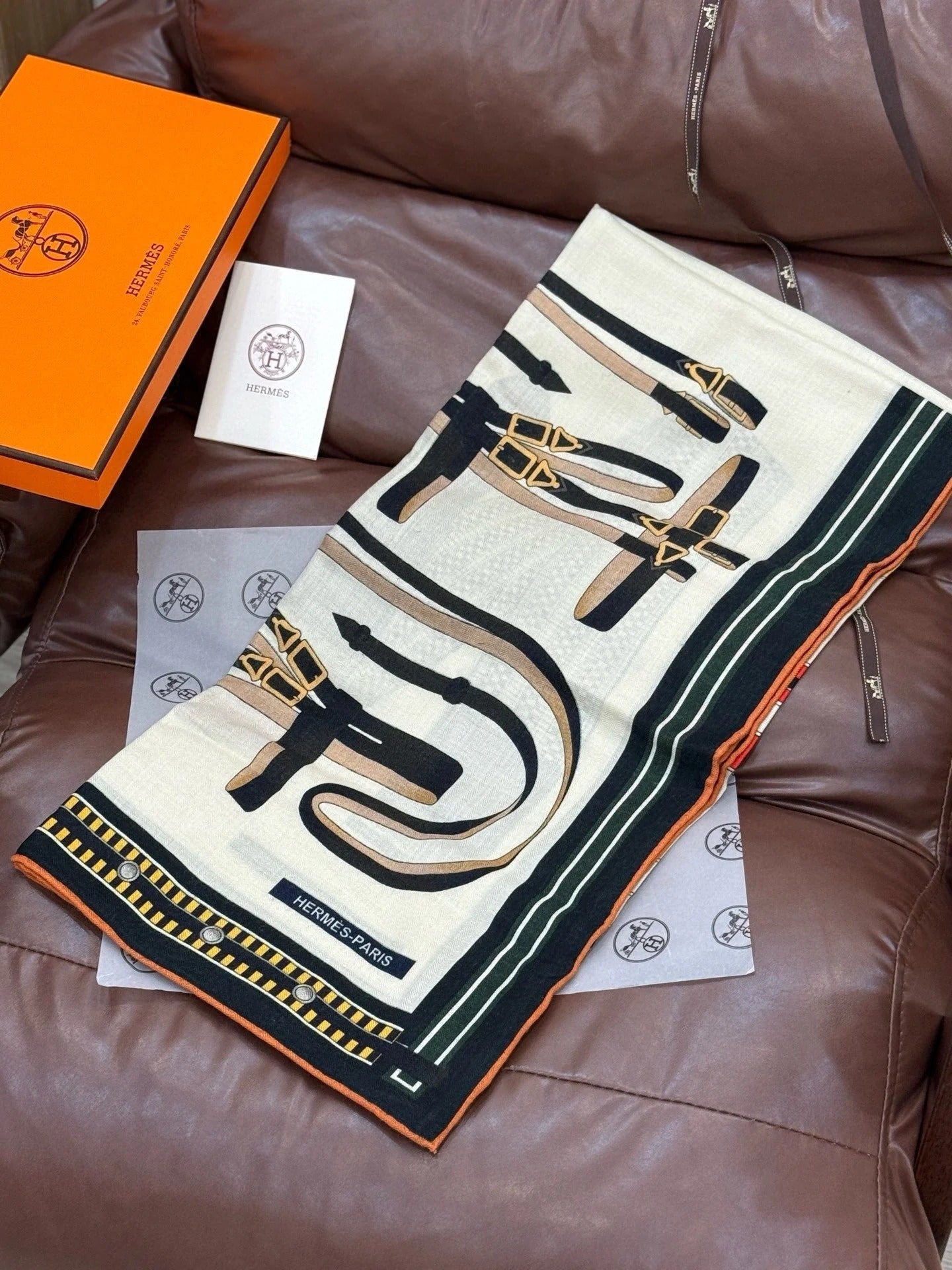HERMES 25S SCARF 140 IN CASHMERE SILK 727302