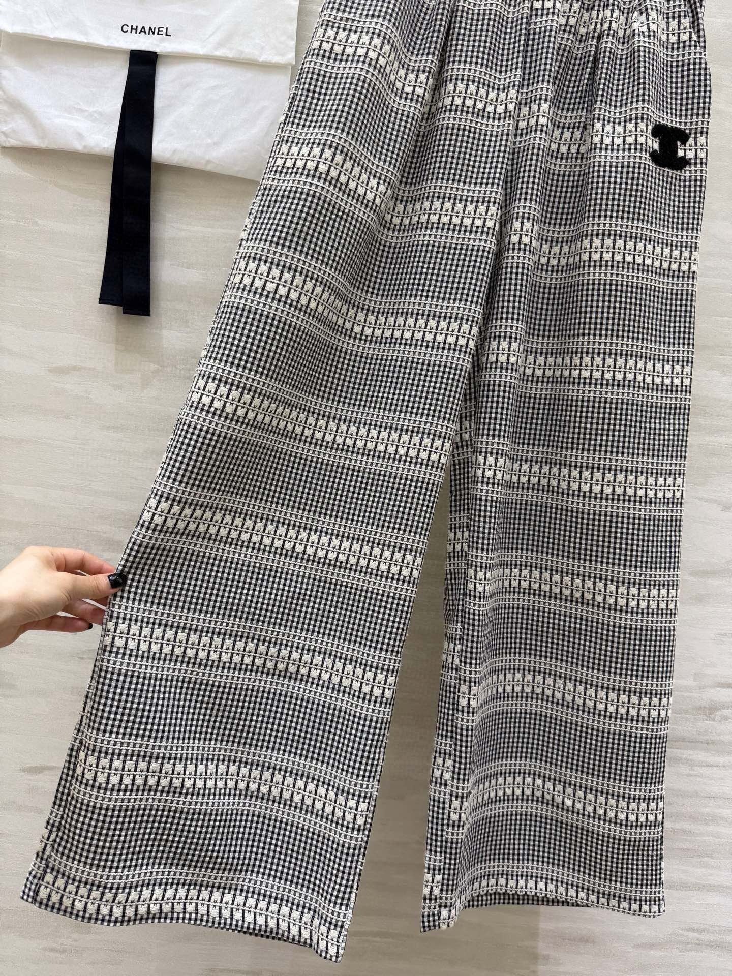 Chanel 2026 Wide-leg Trousers Black White Cotton 352259