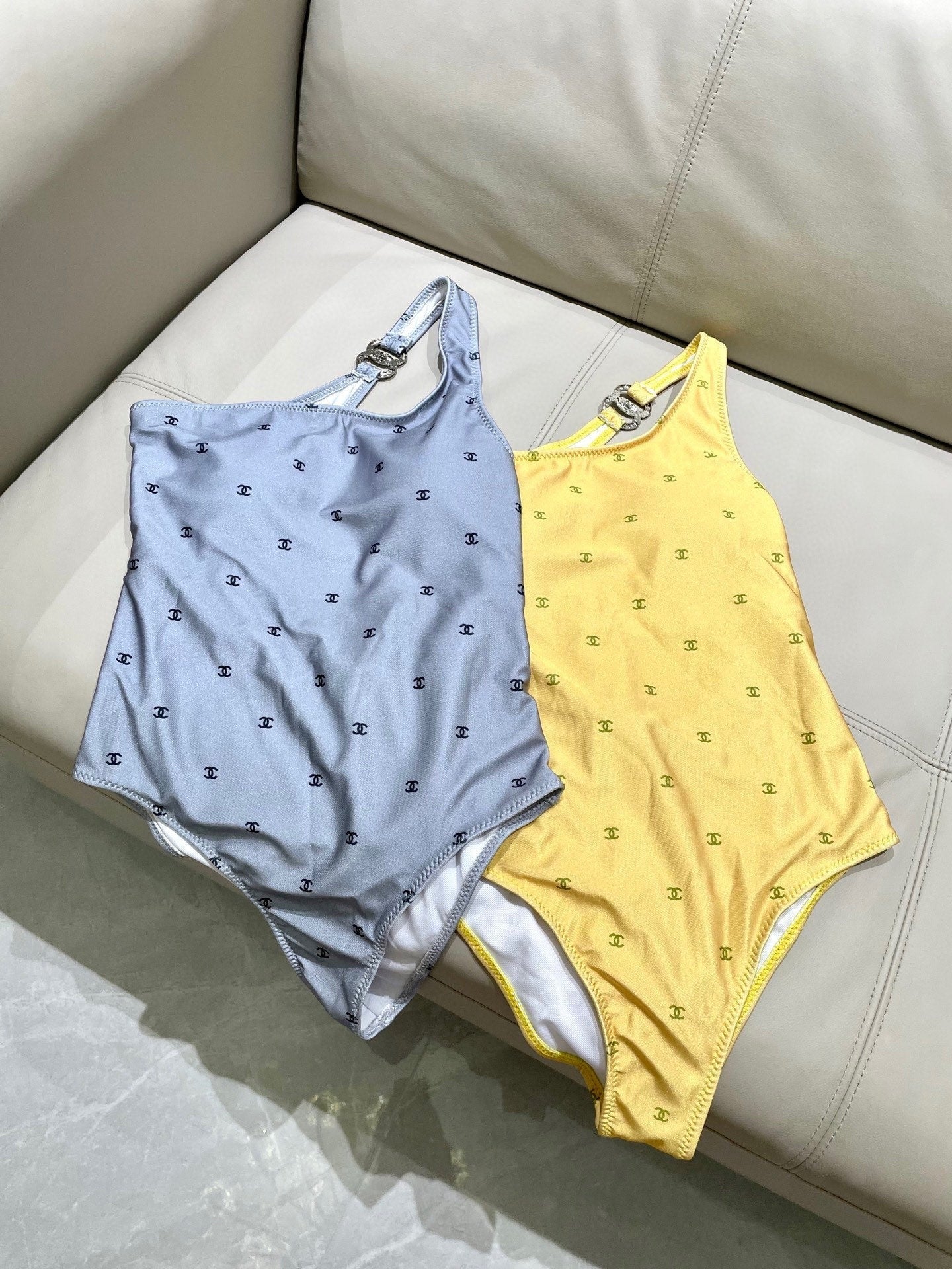 CC BIKINI SWIMSUIT SET IN YELLOW AND GREEN LOGO 593033