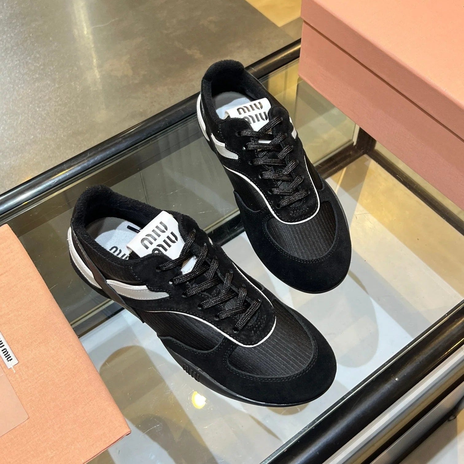 MIU x NB 26ss Sneaker Black Fabric Suede 625658