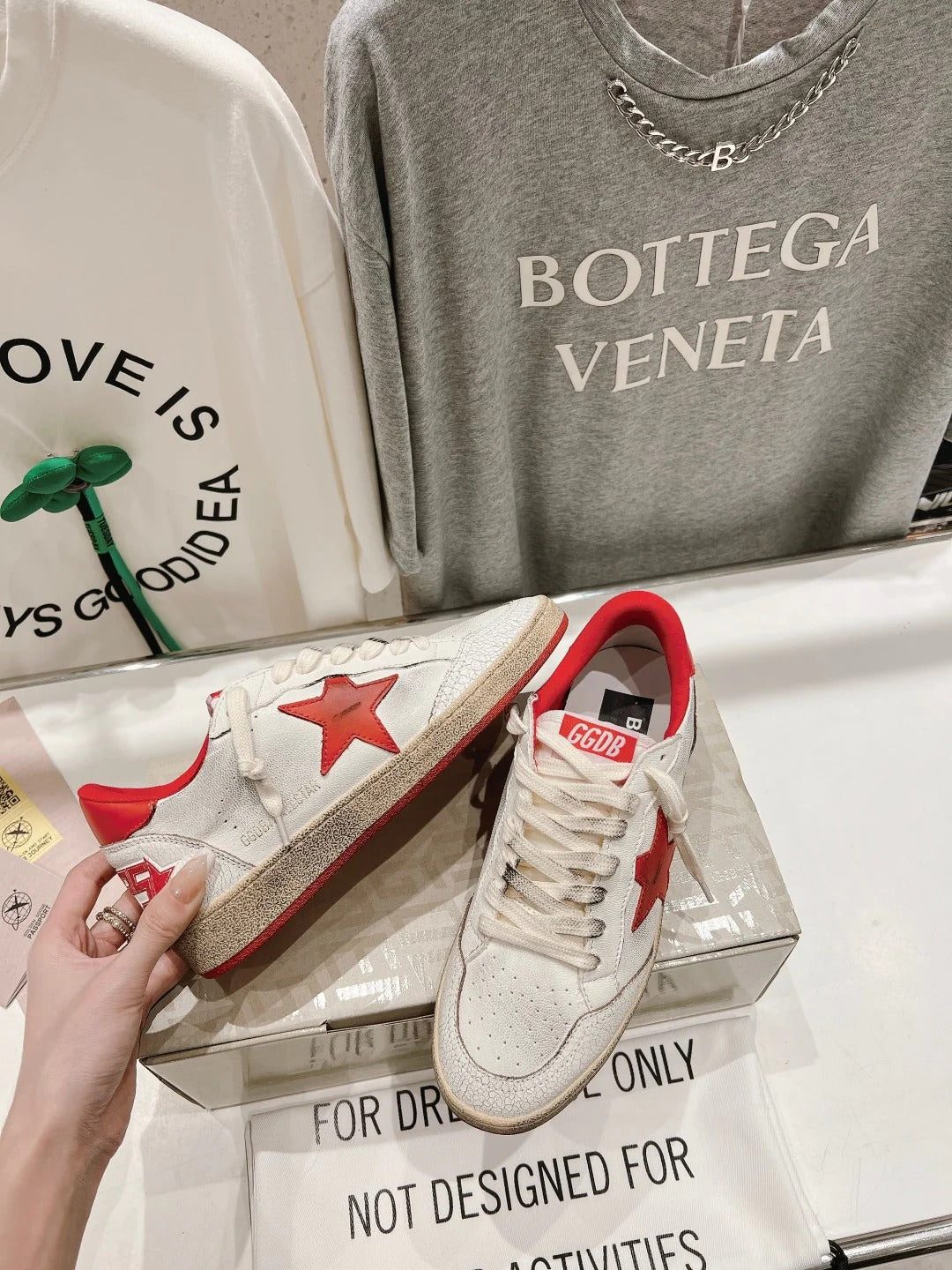 Golden Goose 2026 Deluxe Brand White Red Cowhide 429784
