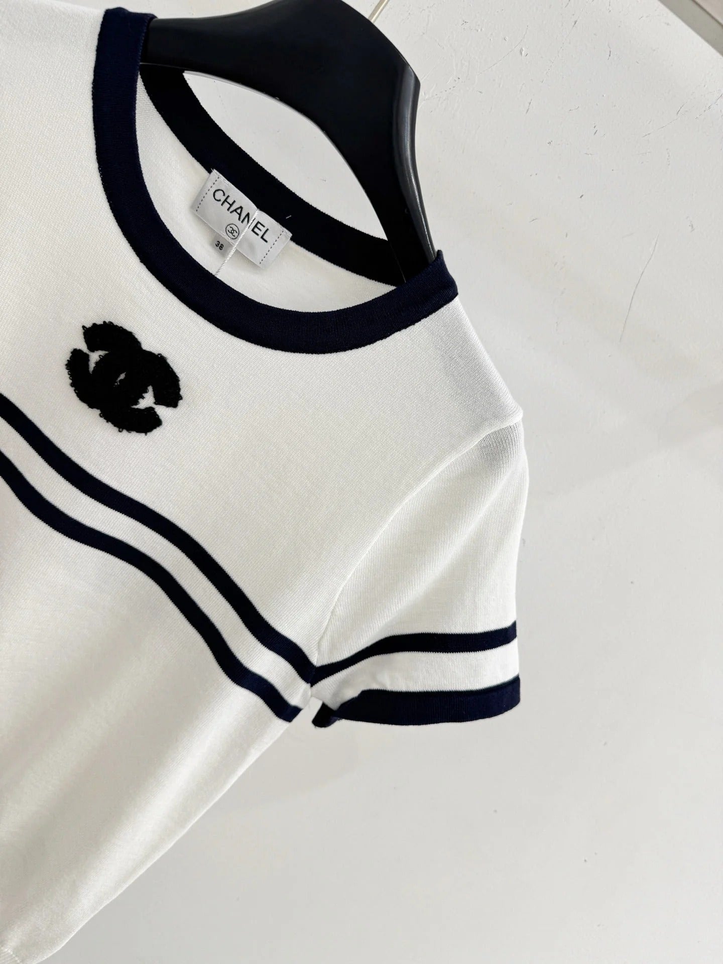Chanel 2026 Striped Short-Sleeve Knit Top Wool Cashmere 516694