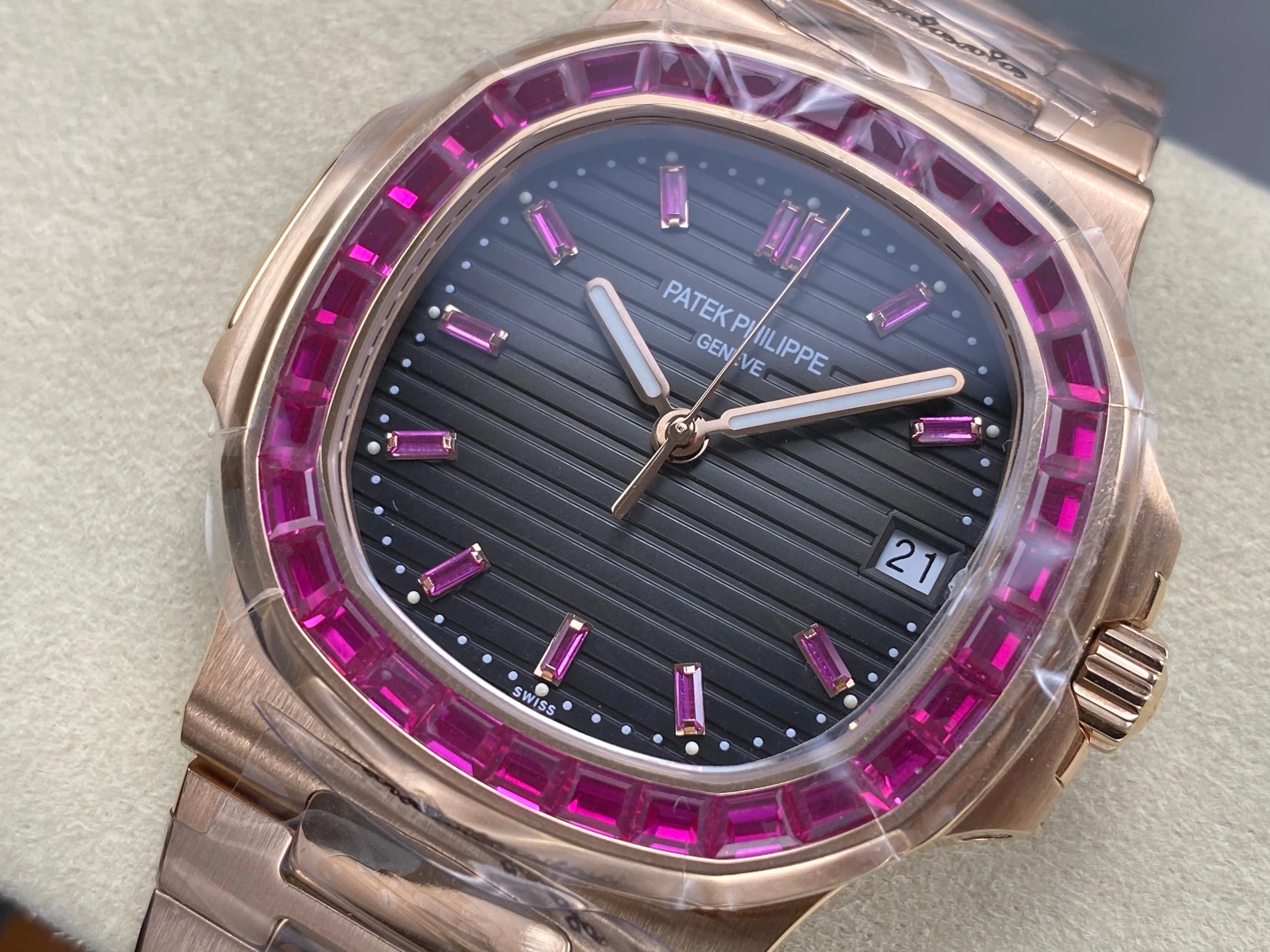 Patek Philippe Nautilus 40mm Pink Ruby Benzel Rose Gold Watch