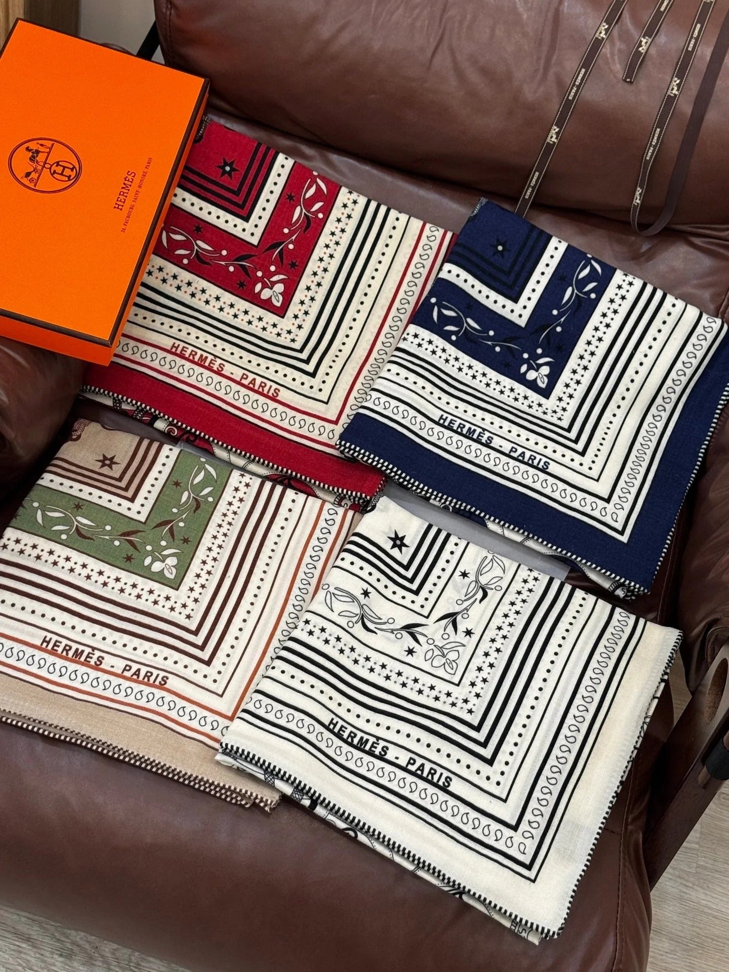 HERMES 25S SCARF 140 IN CASHMERE SILK 727318