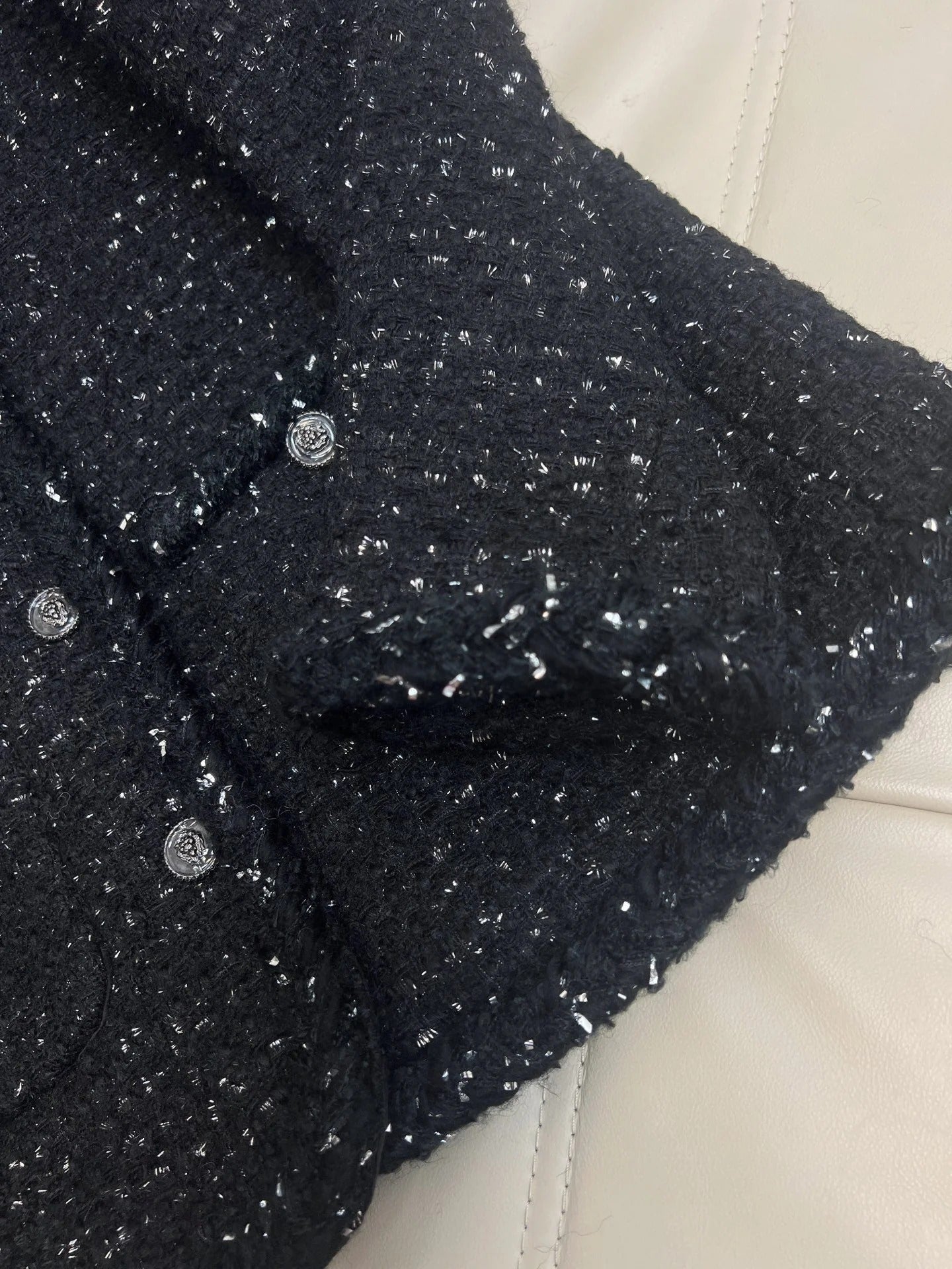 CHANEL 25S ROUND-NECK KNIT CARDIGAN 377