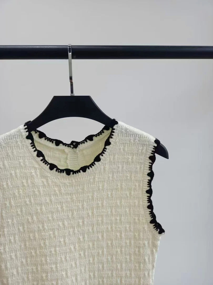 Chanel 2026 Cream Block Lace Hand-Croche Lace Knit Vest Dress 408799