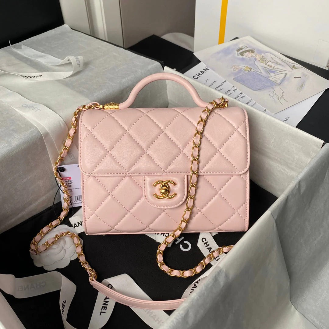 CC 25S FLAP BAG 21 CM IN LIGHT PINK LAMBSKIN WITH TOP HANDLE
