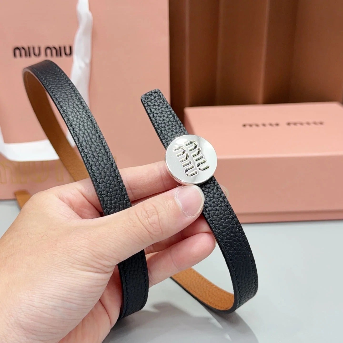Miumiu 2026 Round Logo Buckle Belt 15mm Cowhide 215692