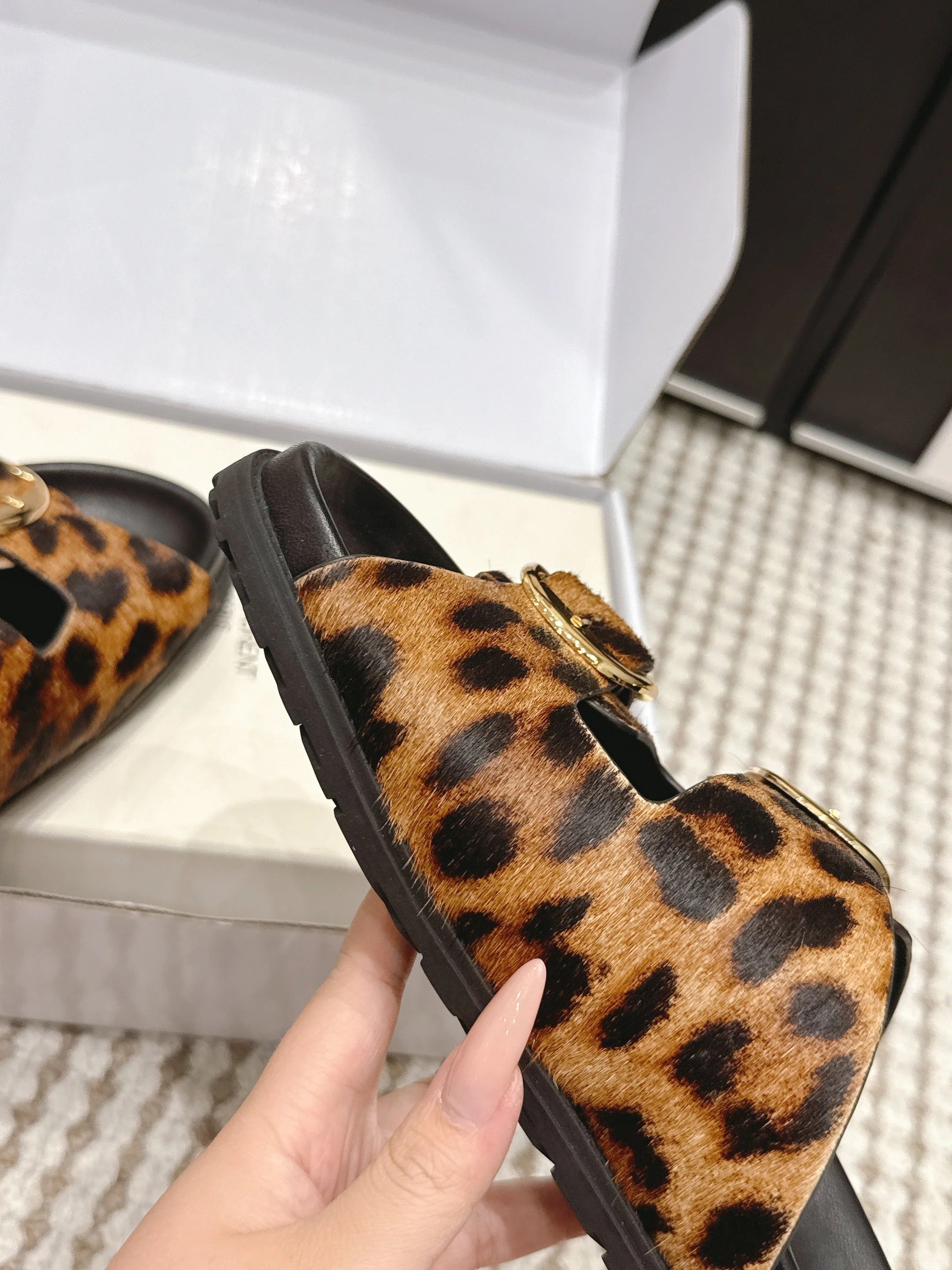 YSL 26ss Platform Slippers Black Leopard Print Leather Gold Buckle 663211